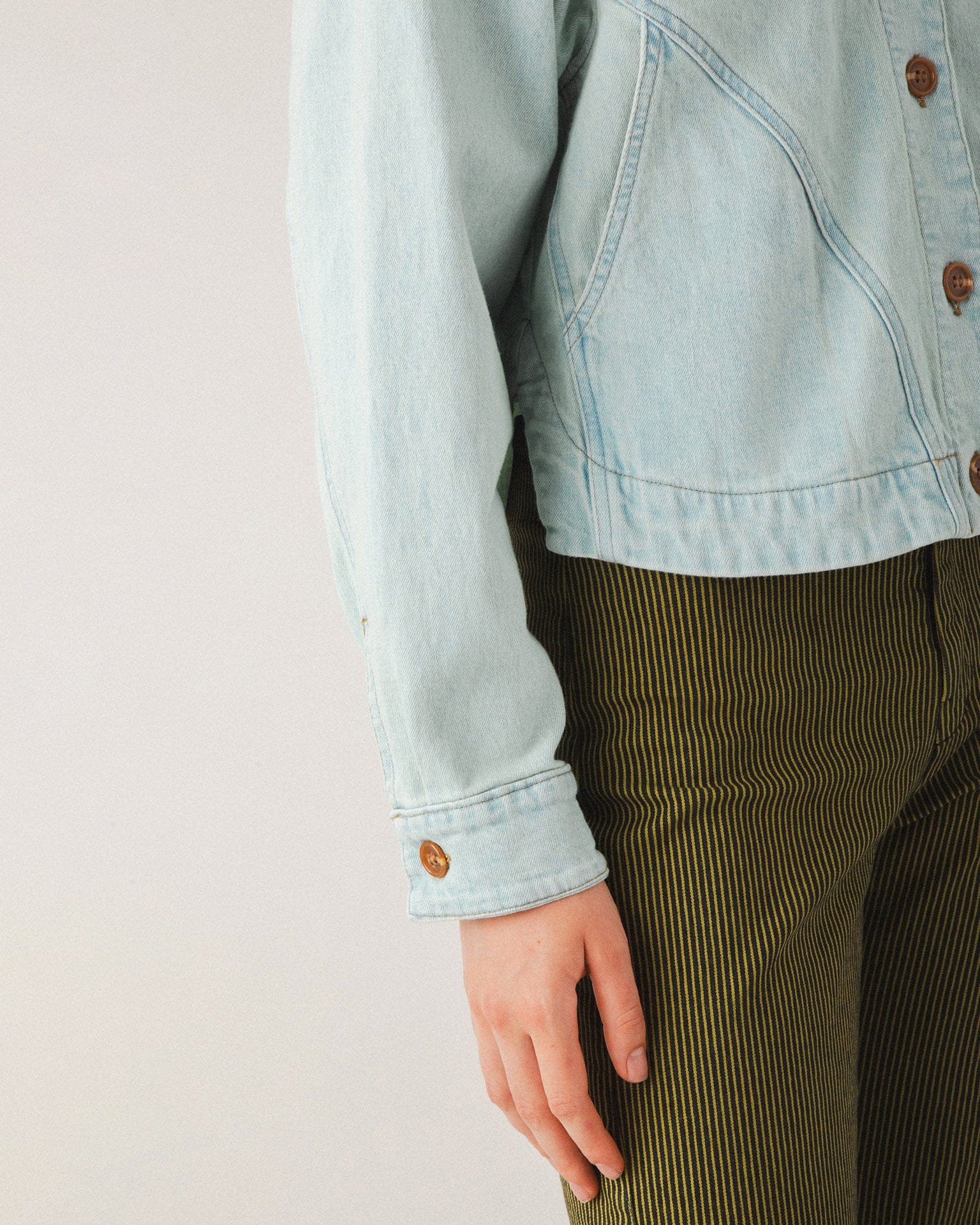 Juxtapose Jacket in Vintage - Image 3