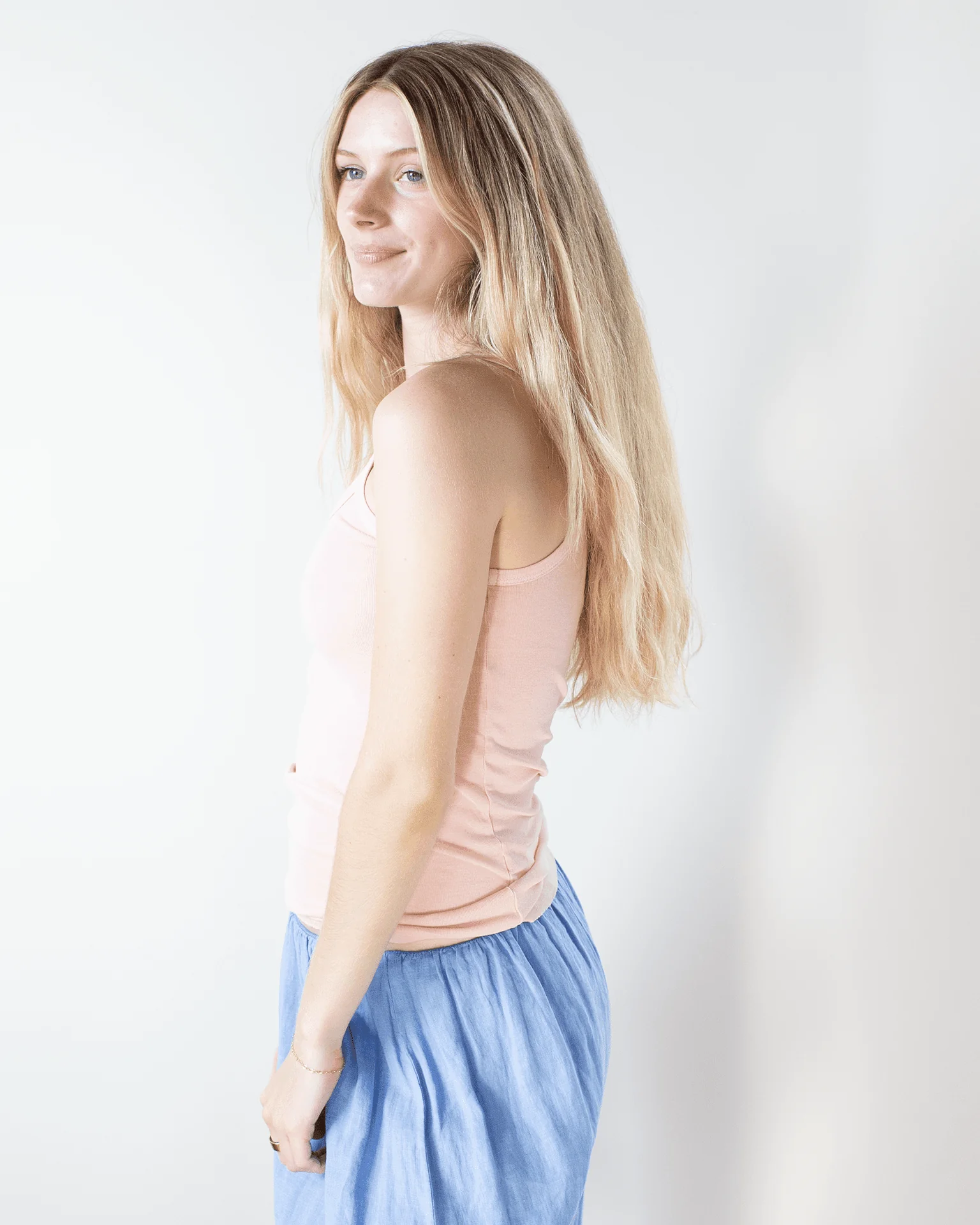 Kai Fitted Rib Cami Tank in Rosy - Image 2