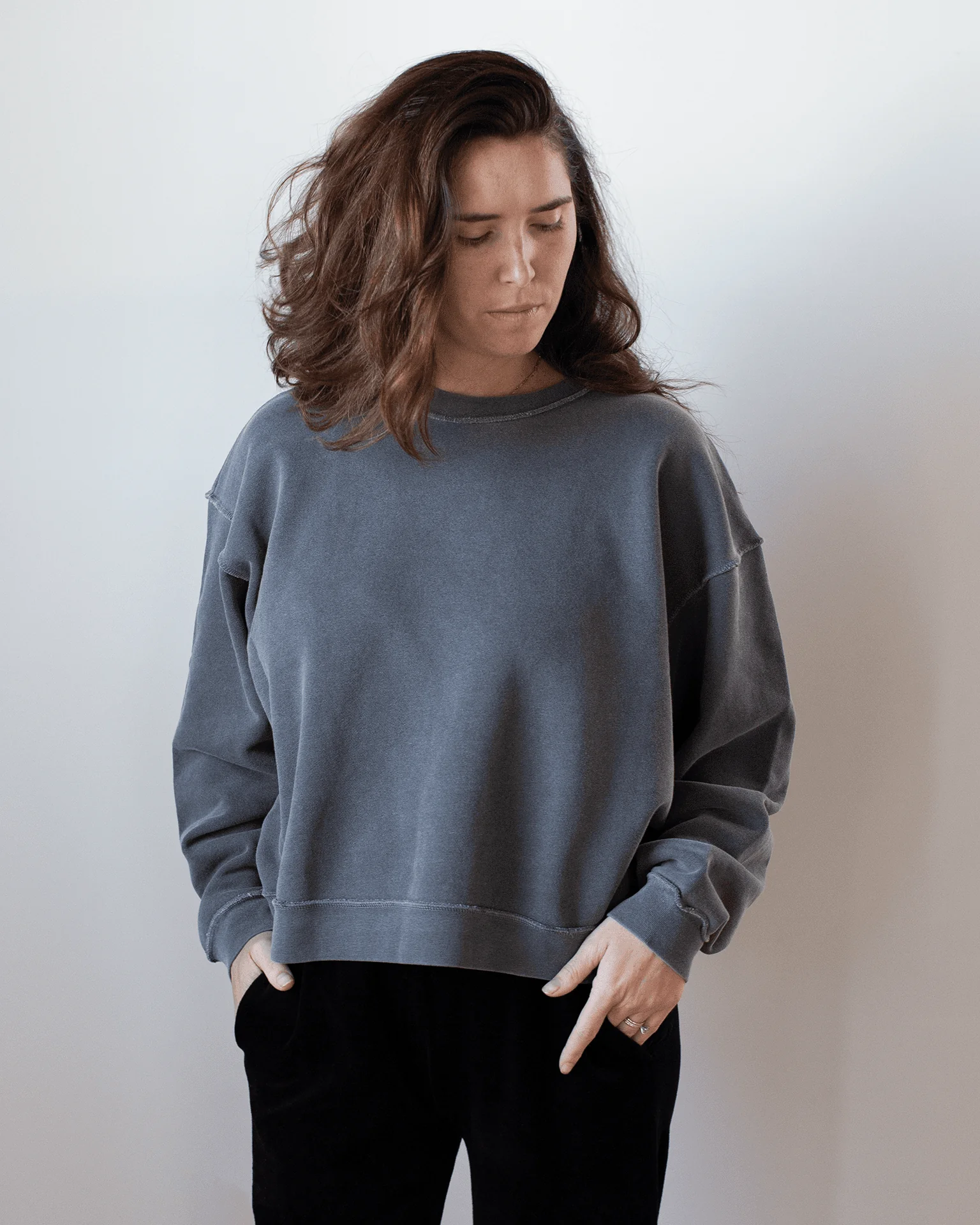 Kenya Oversize FT Crew Sweatshirt in Faded Black