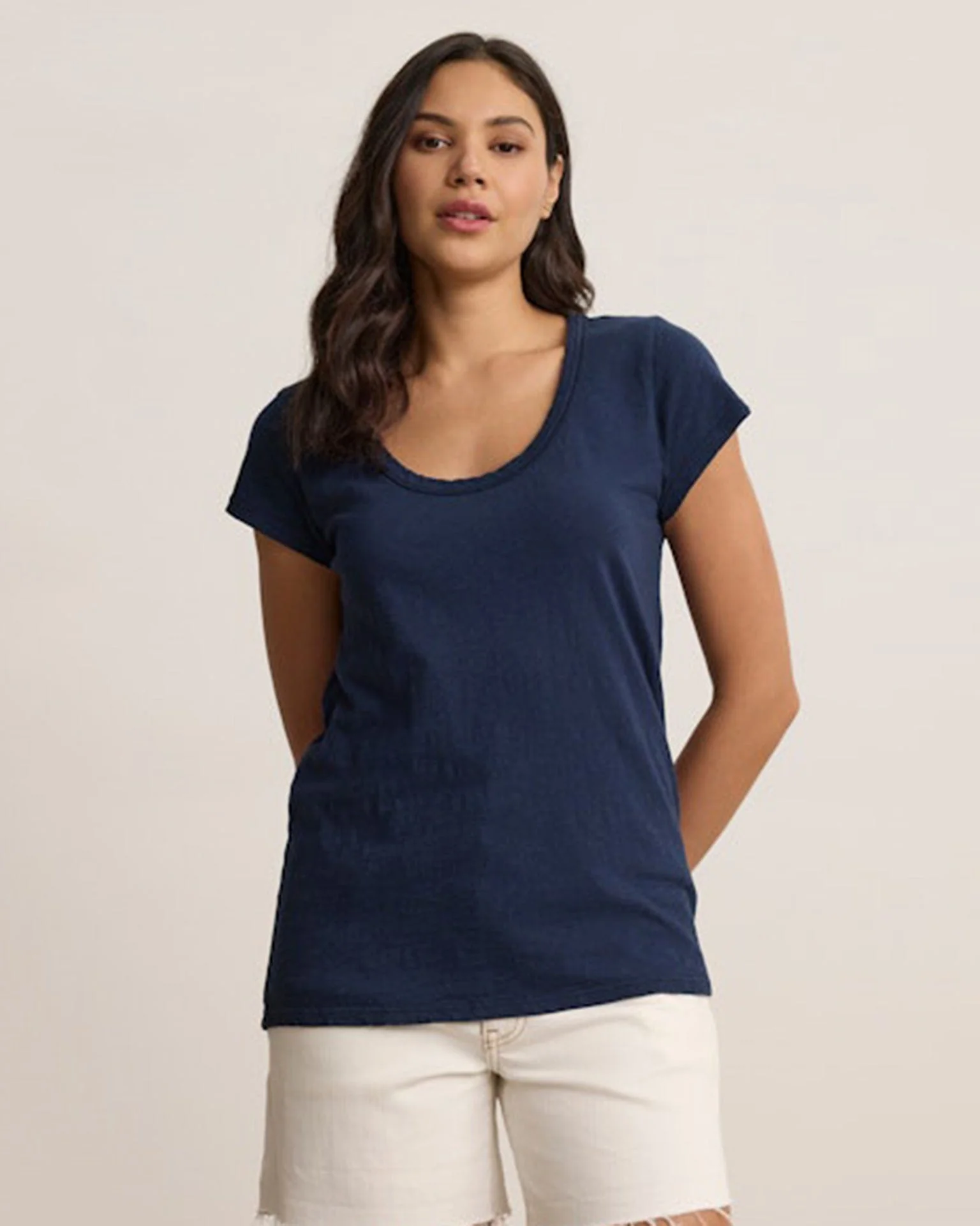 Kira Scoop Neck Tee in Midnight