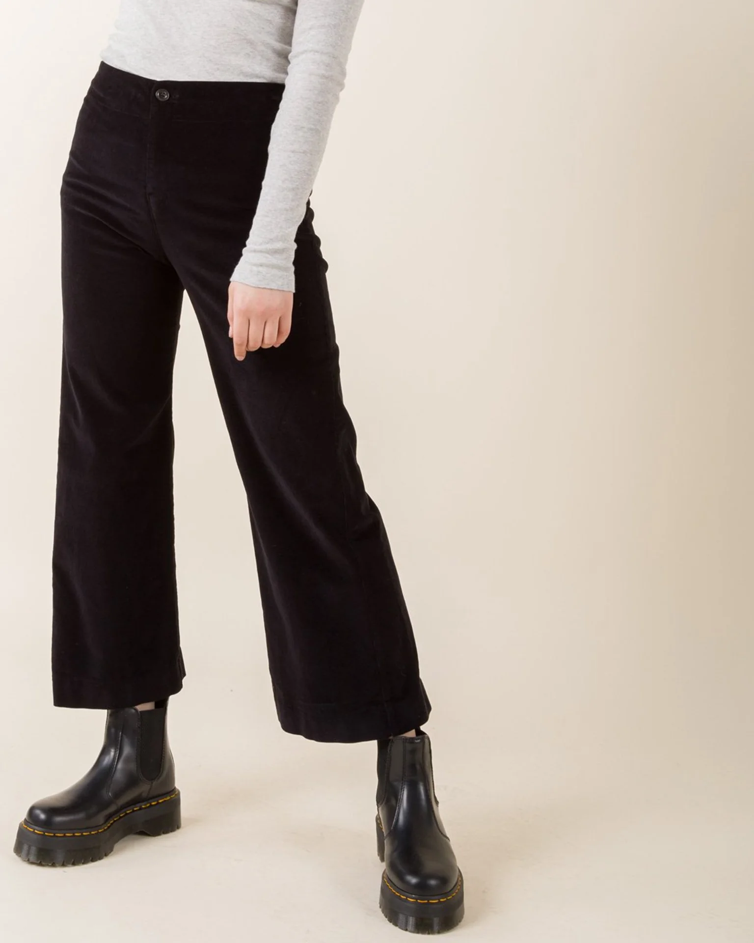 Knack Cords in Black
