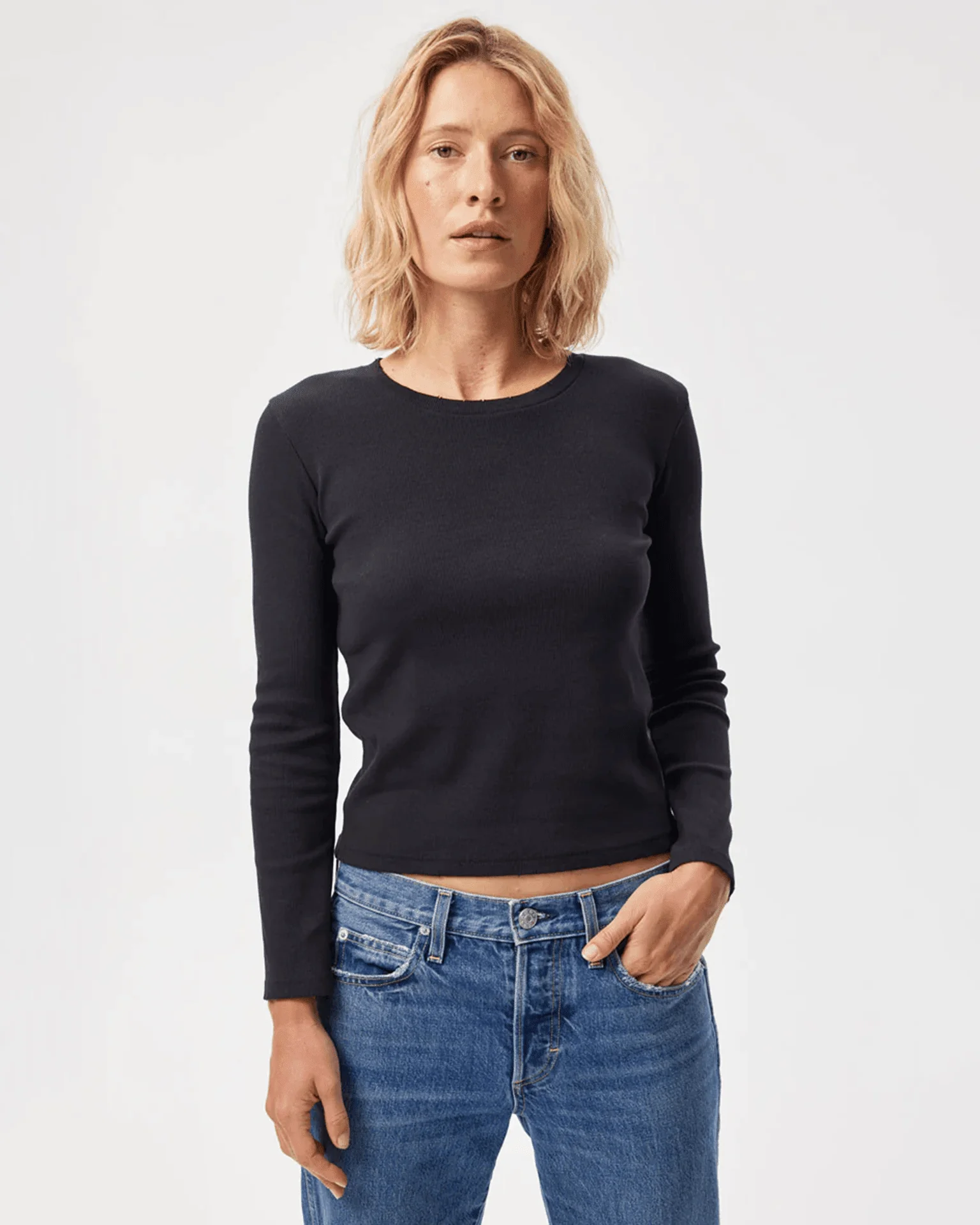 Slim Rib Tee in Black