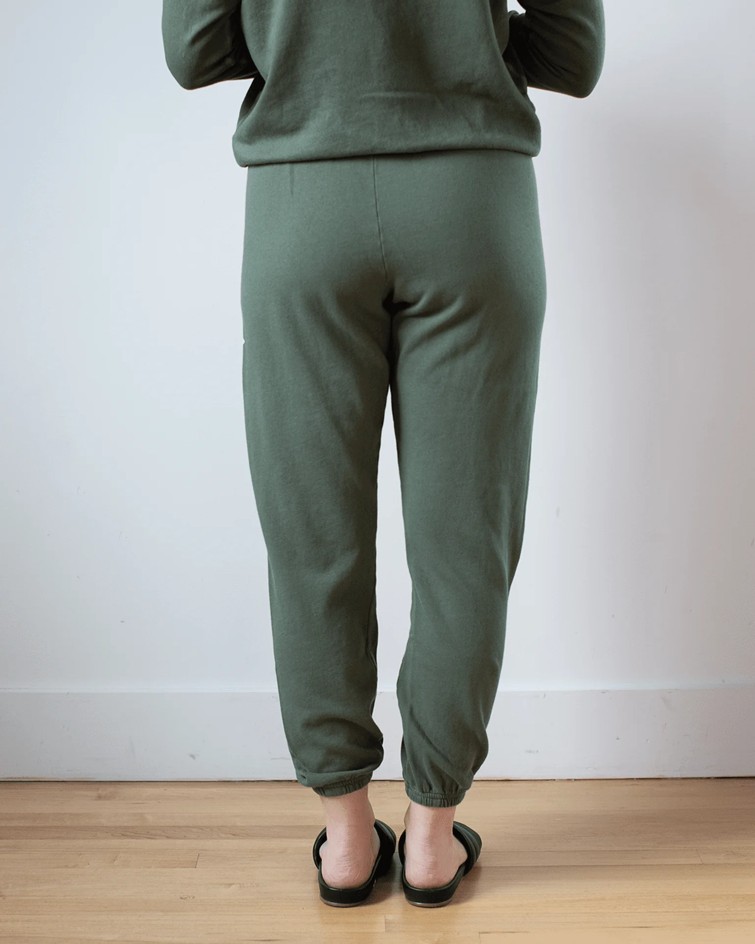 Large Sweatpant in Surplus - Image 5