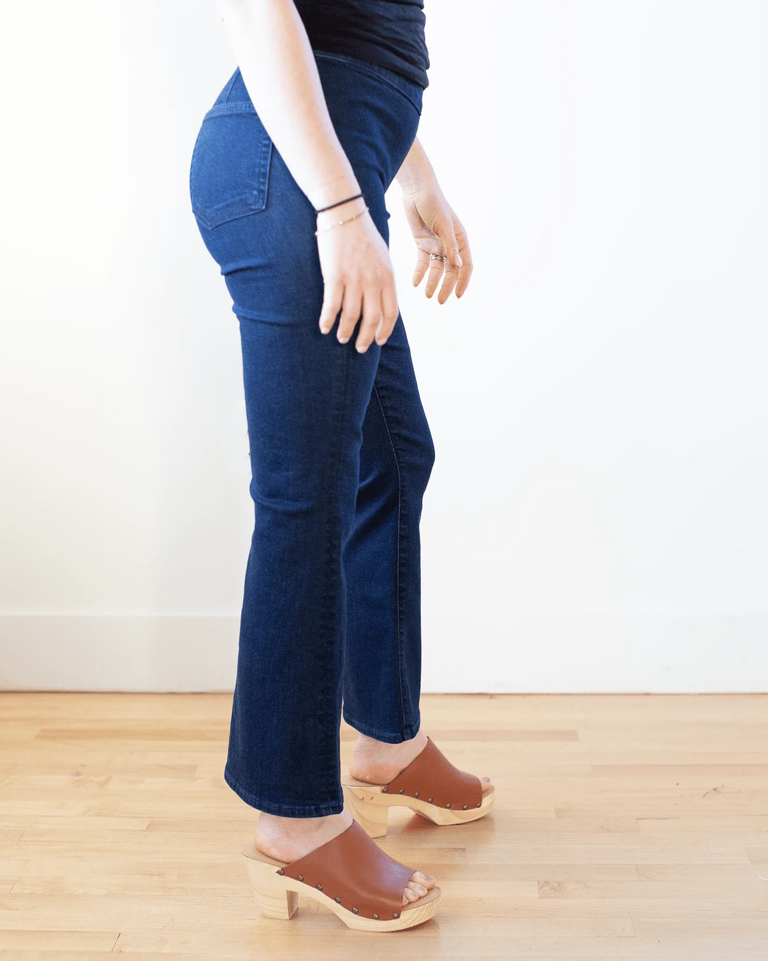 Lark Ankle Pull-On in Quietude - Image 4