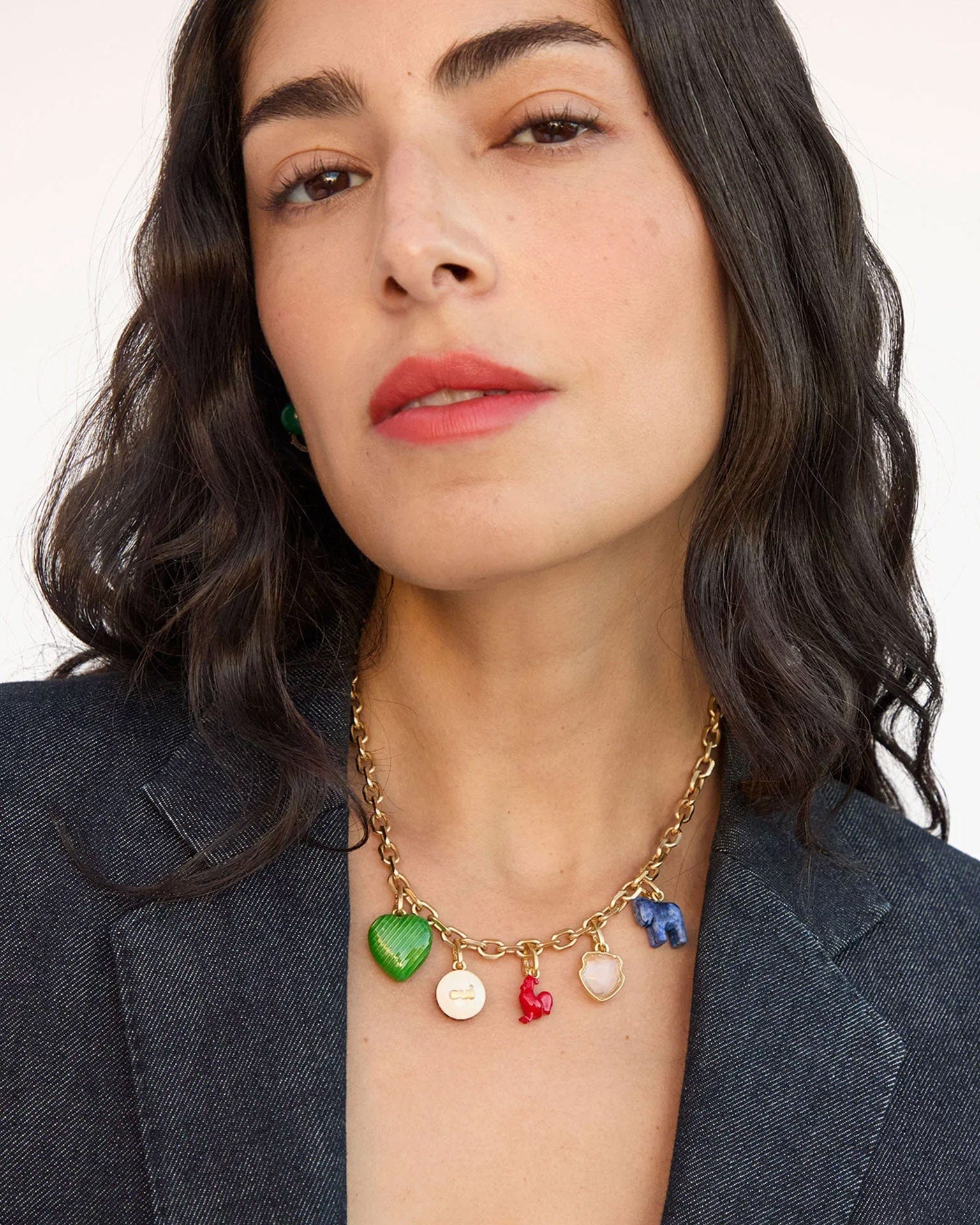 Le Coq Charm in Poppy - Image 2