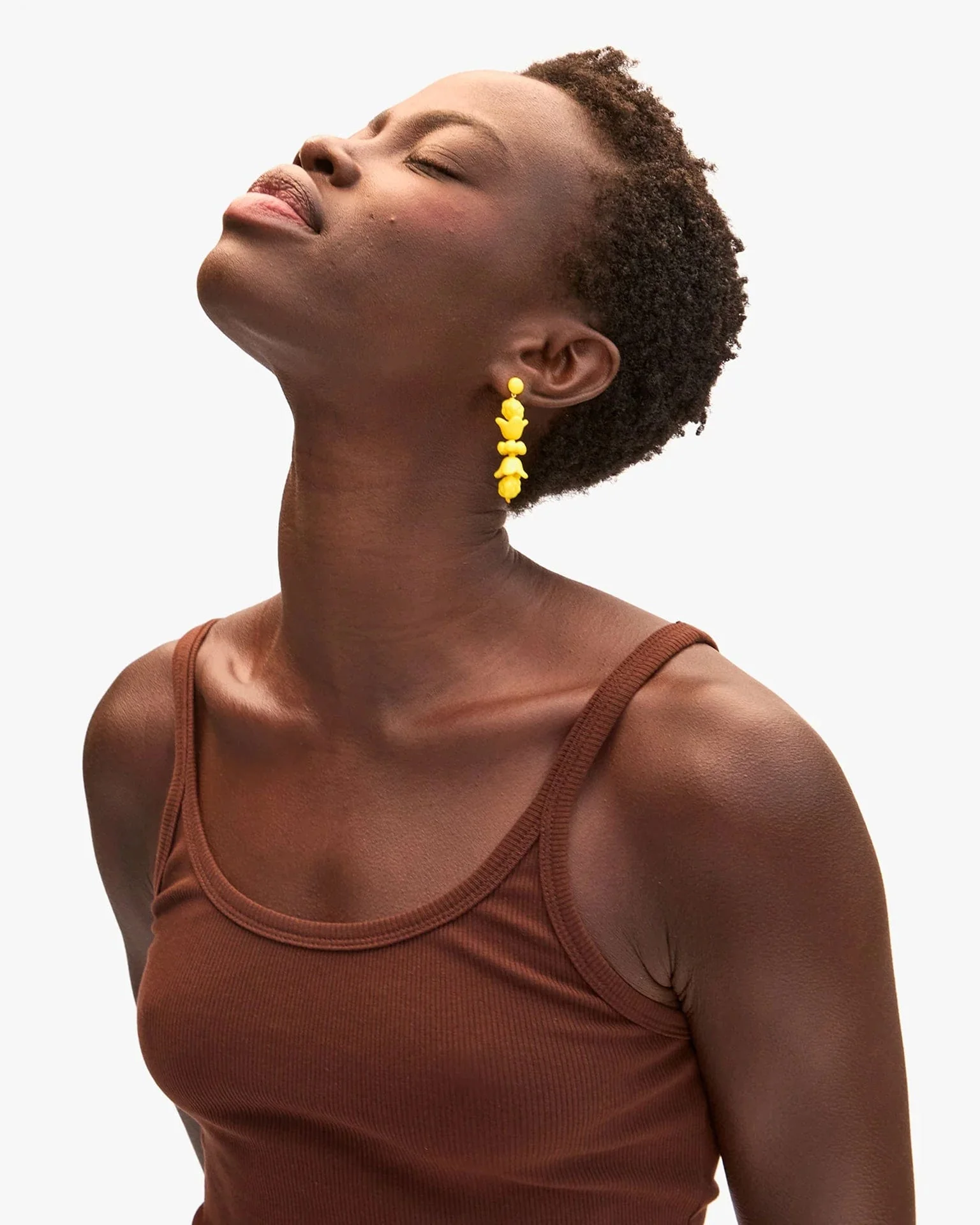Le Jardin Earrings in Yellow - Image 2