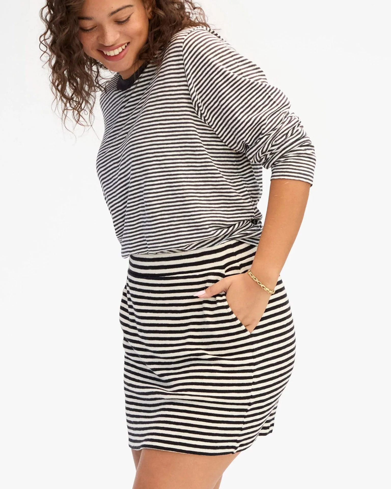 Le Mini Tube Stripe Skirt in Black/Cream - Image 3