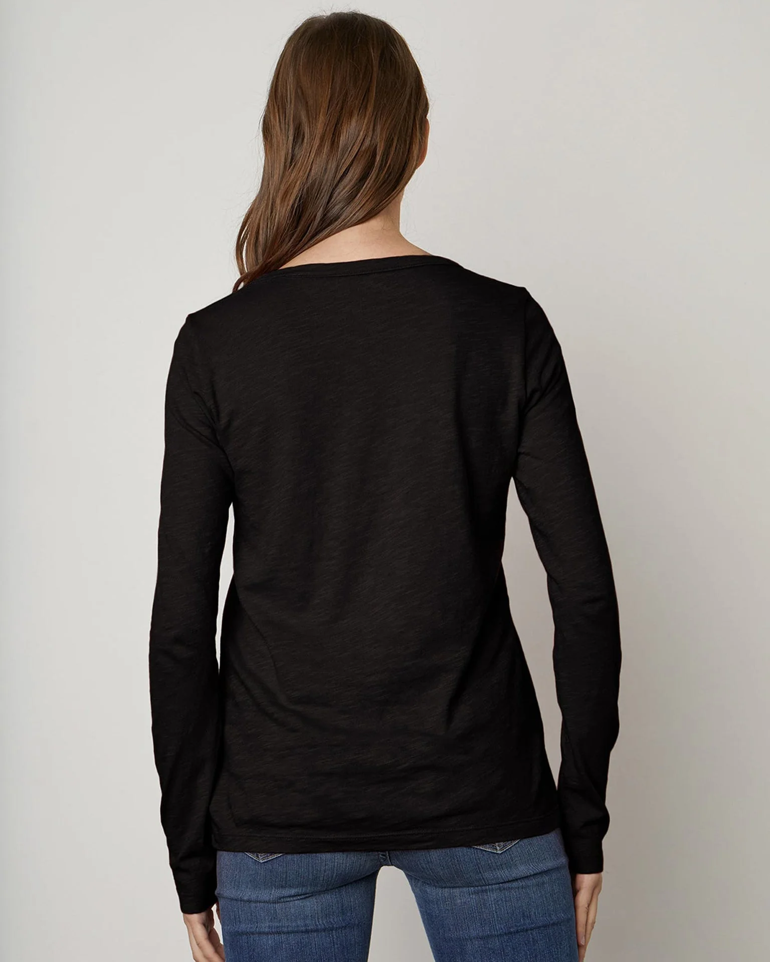 Lizzie L/S Crew in Black - Image 3