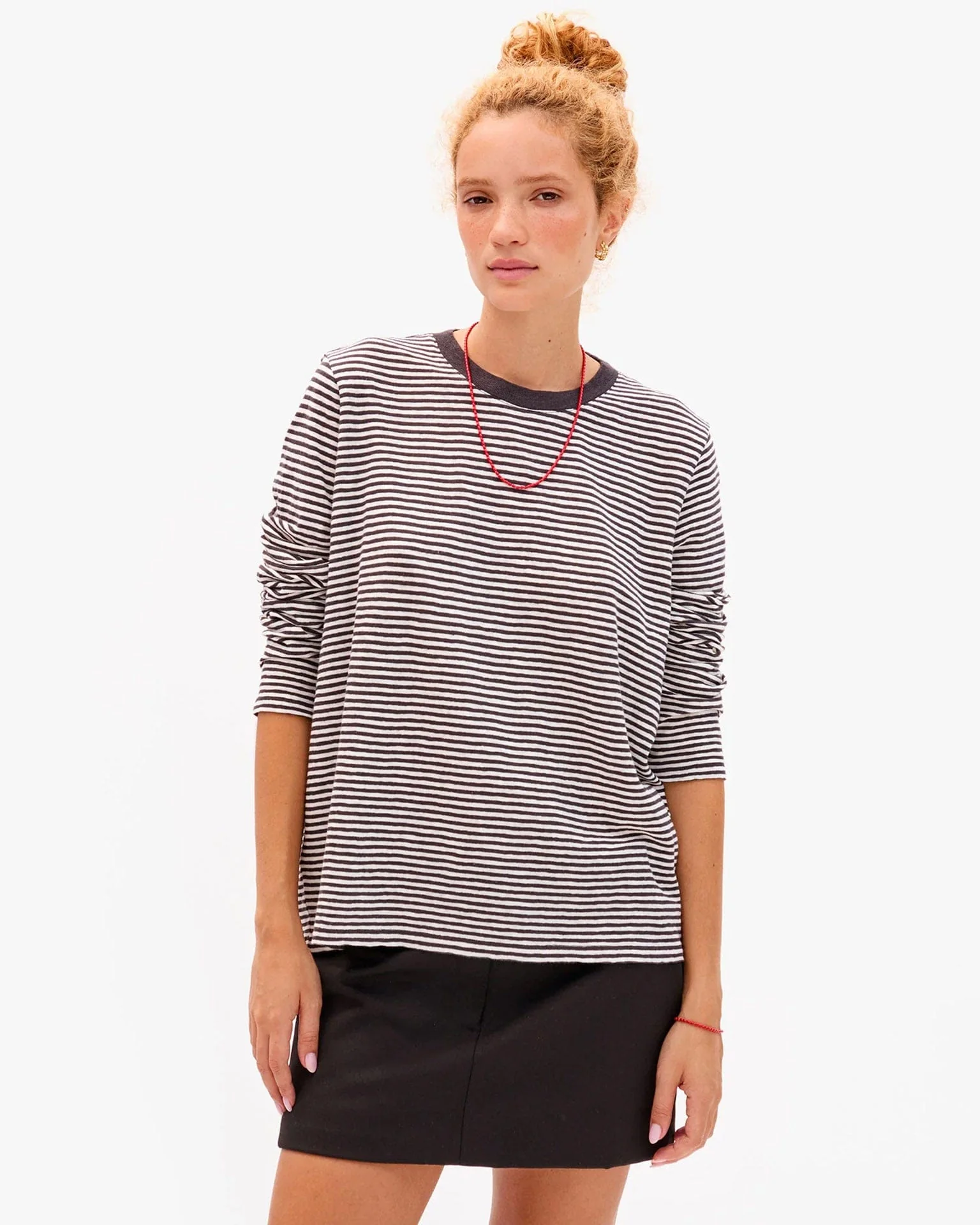 Long Sleeve Cttn/Lnn Mini Stripe Tee in Black/Cream