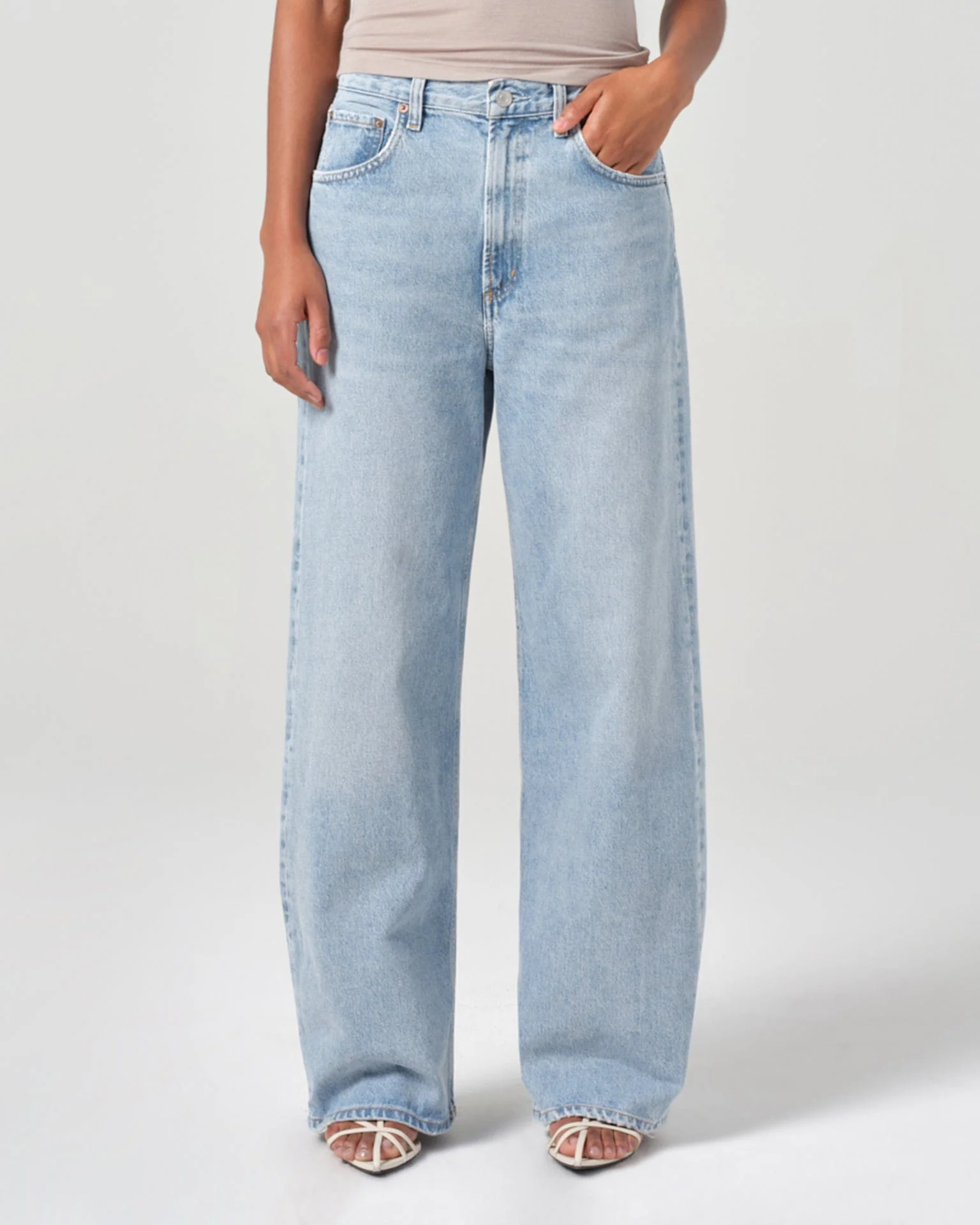 Low Curve Jean in Force