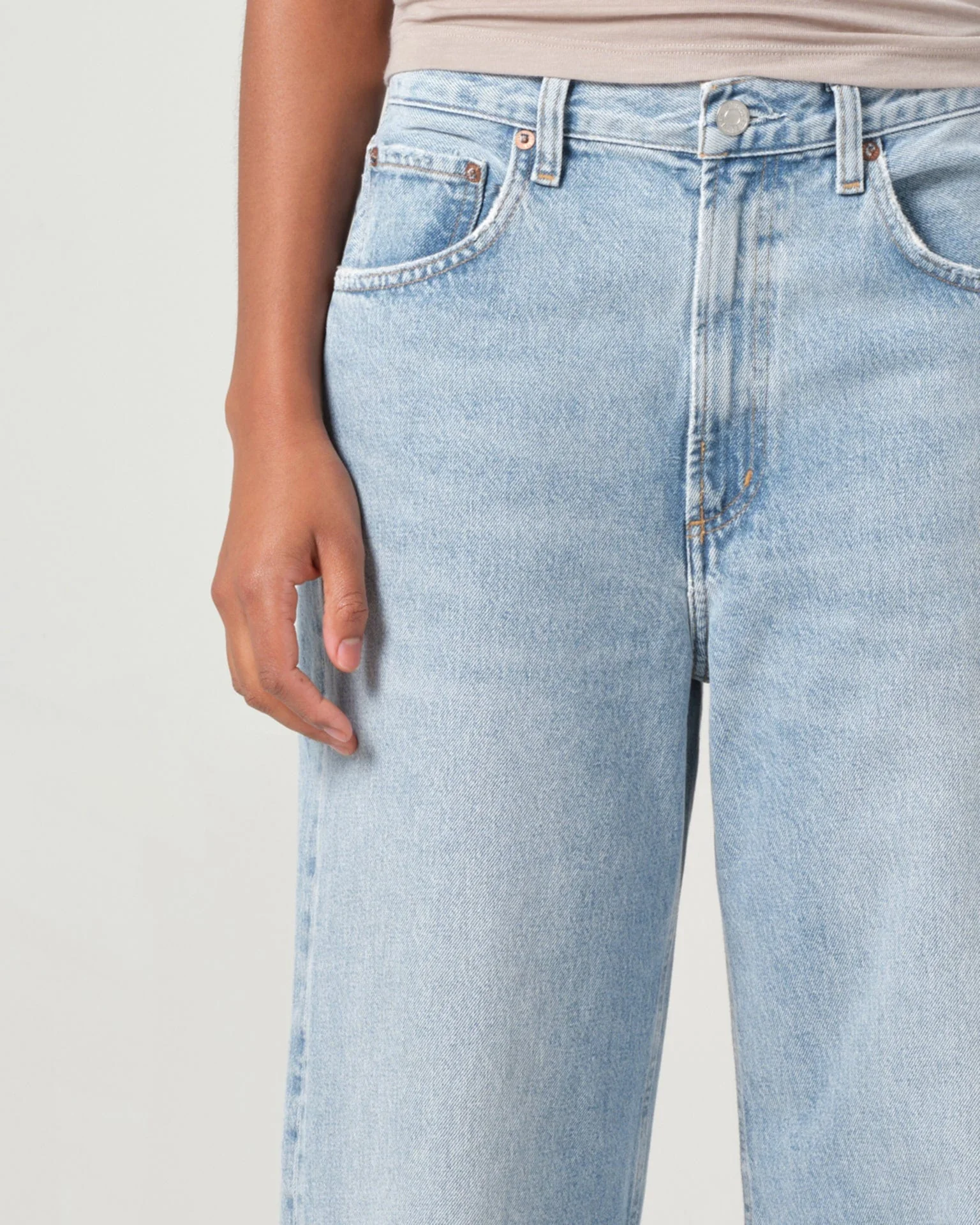 Low Curve Jean in Force - Image 3