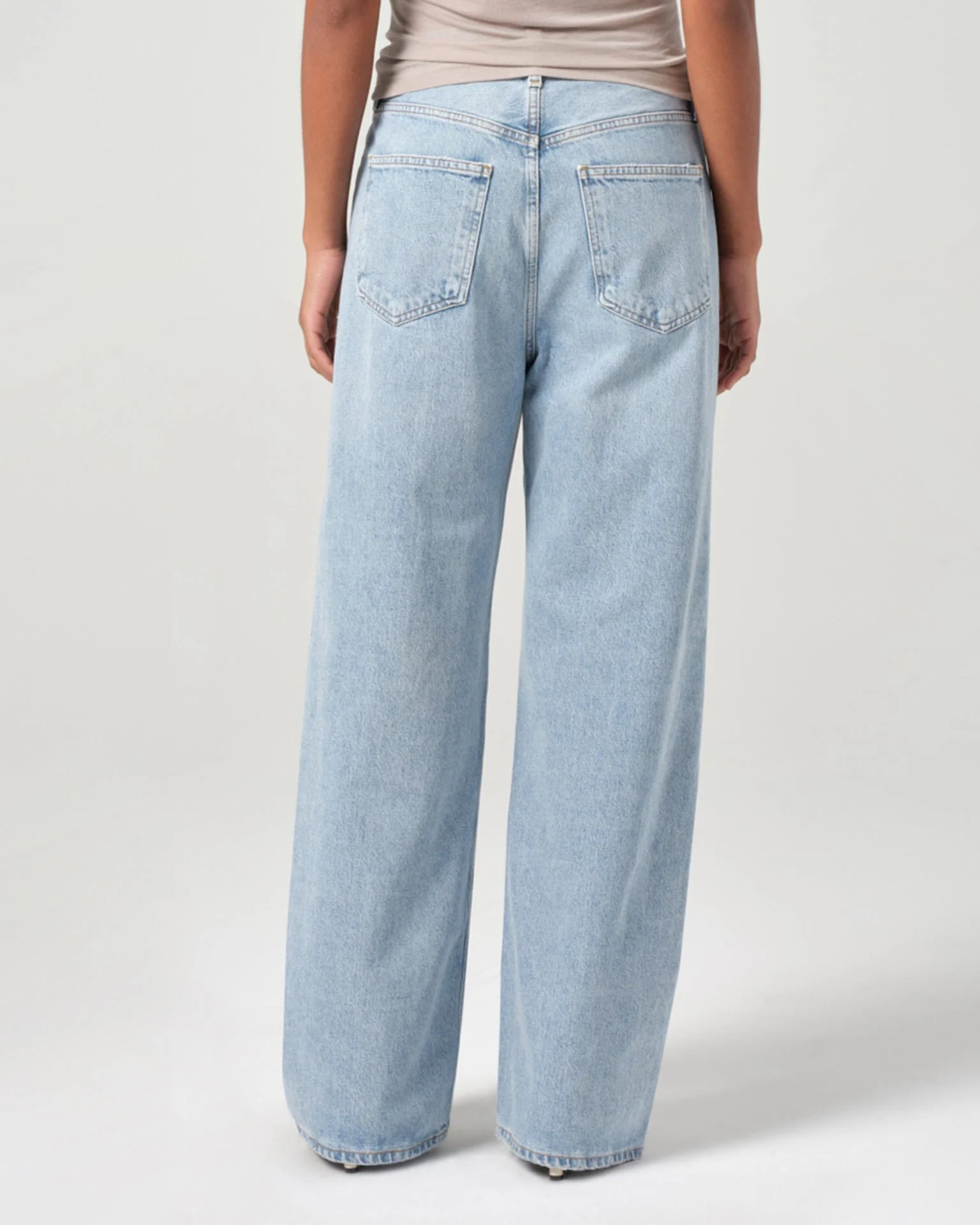 Low Curve Jean in Force - Image 5