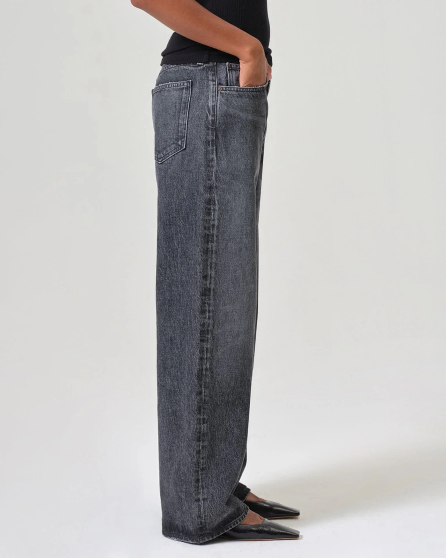 Low Slung Baggy in Ditch - Image 4