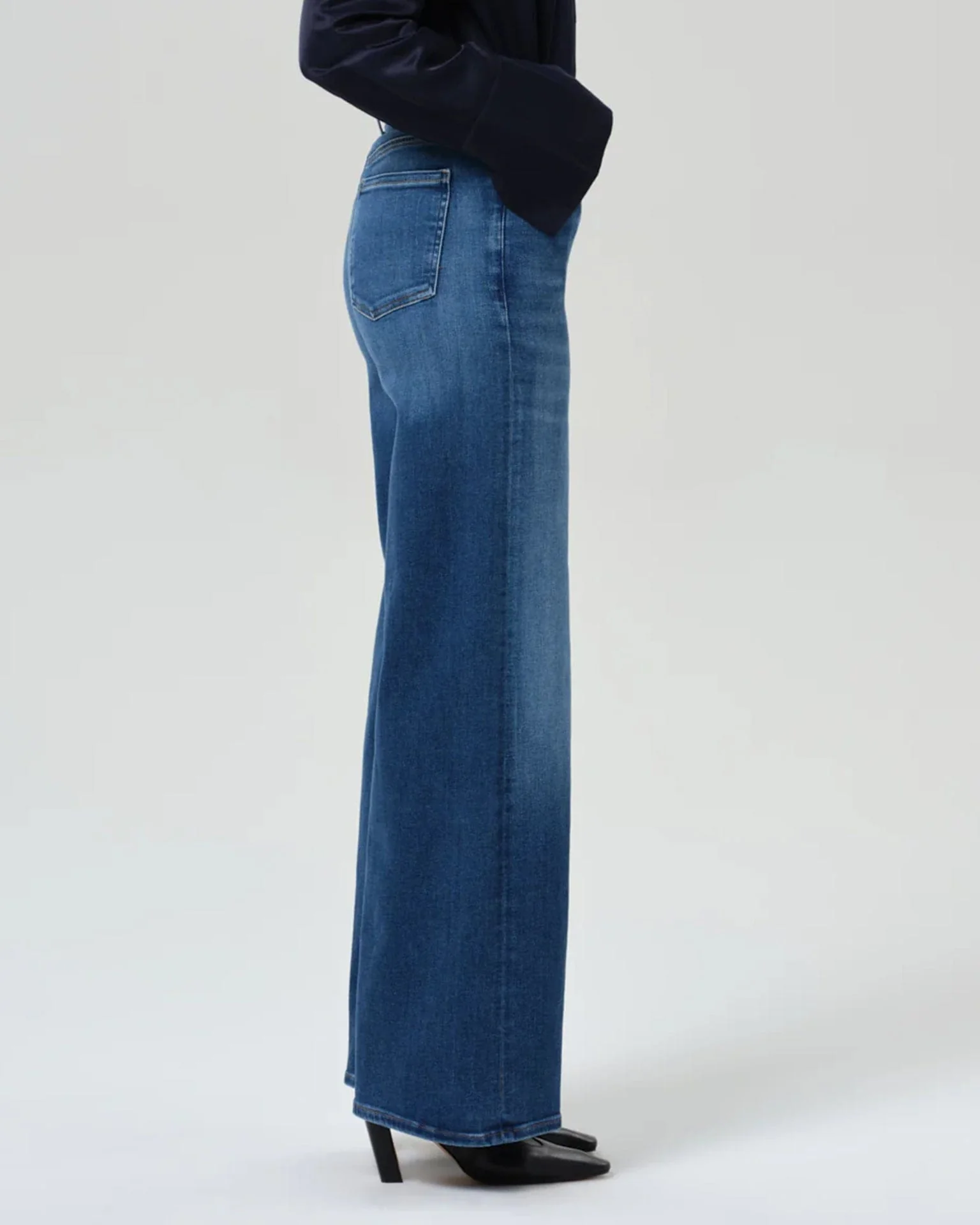 Lyra Long Wide Leg in Ambry - Image 4