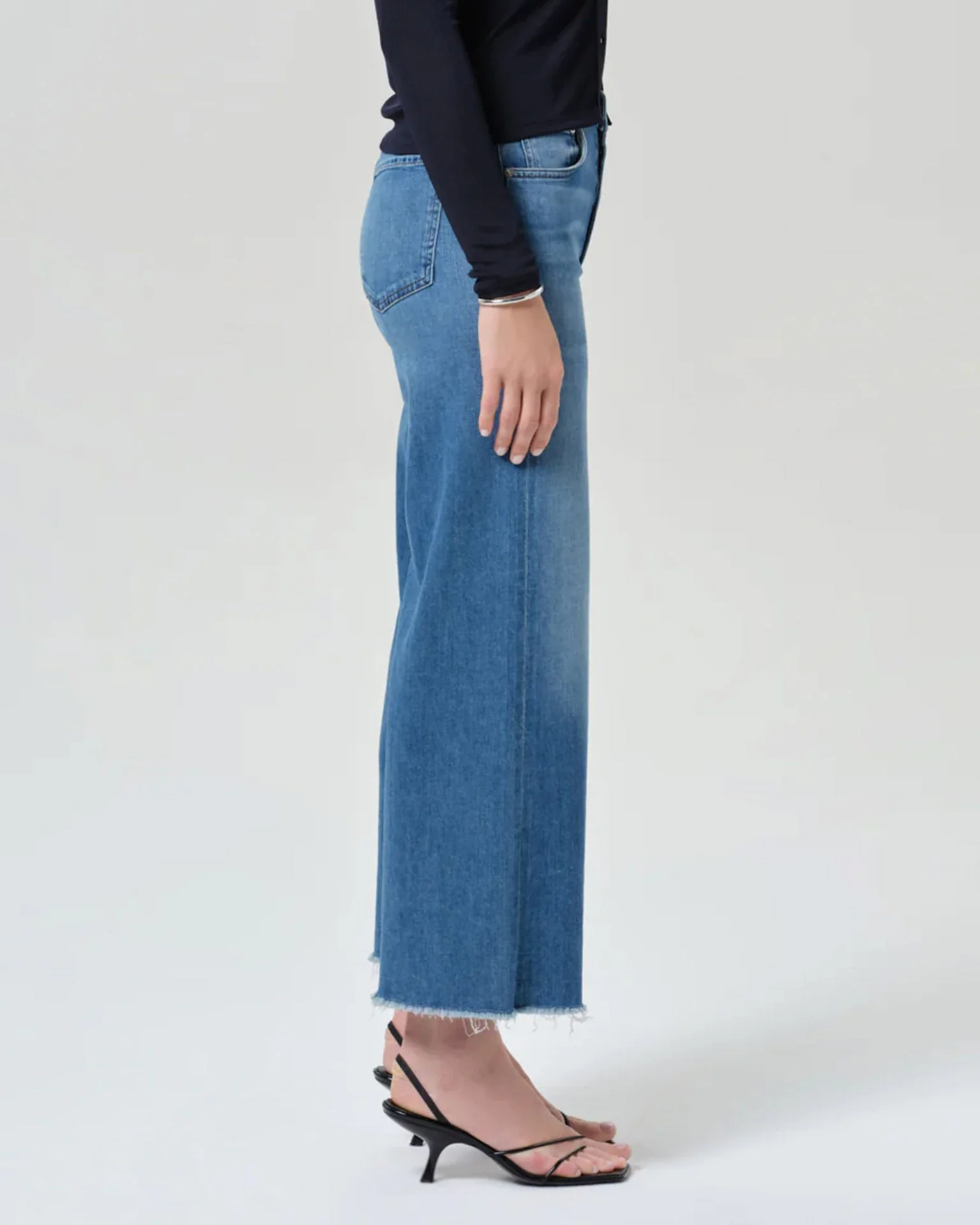 Lyra Wide Leg Crop 27in in Verve - Image 4