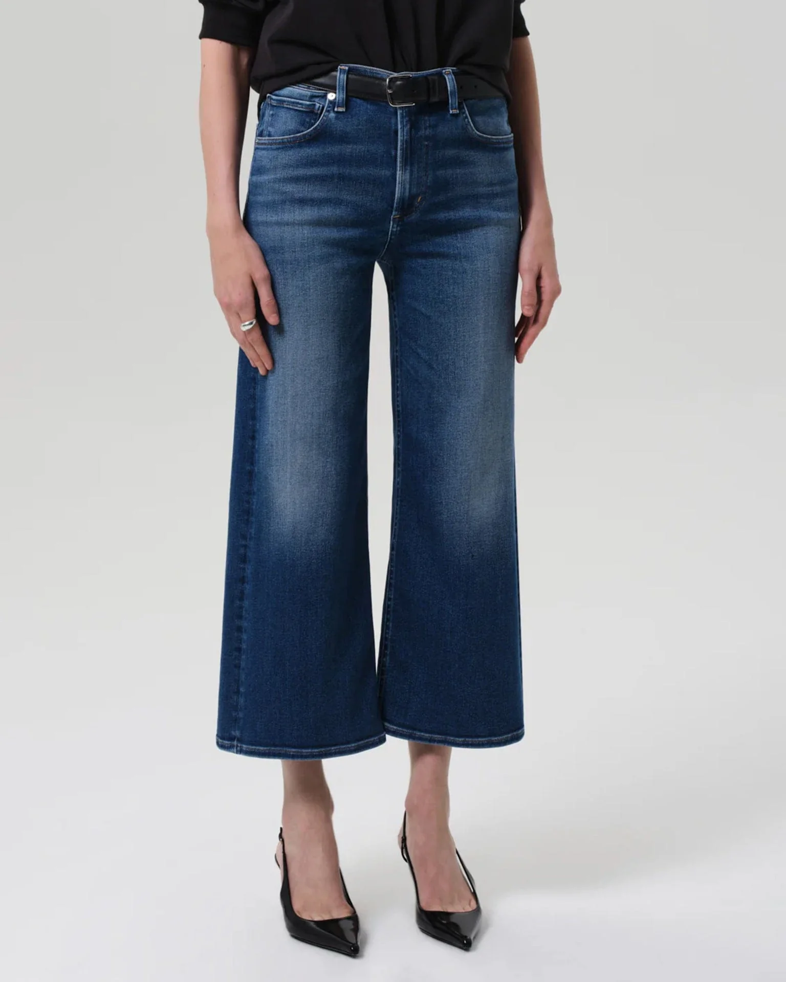 Lyra Wide Leg Crop in Augusta - Image 2