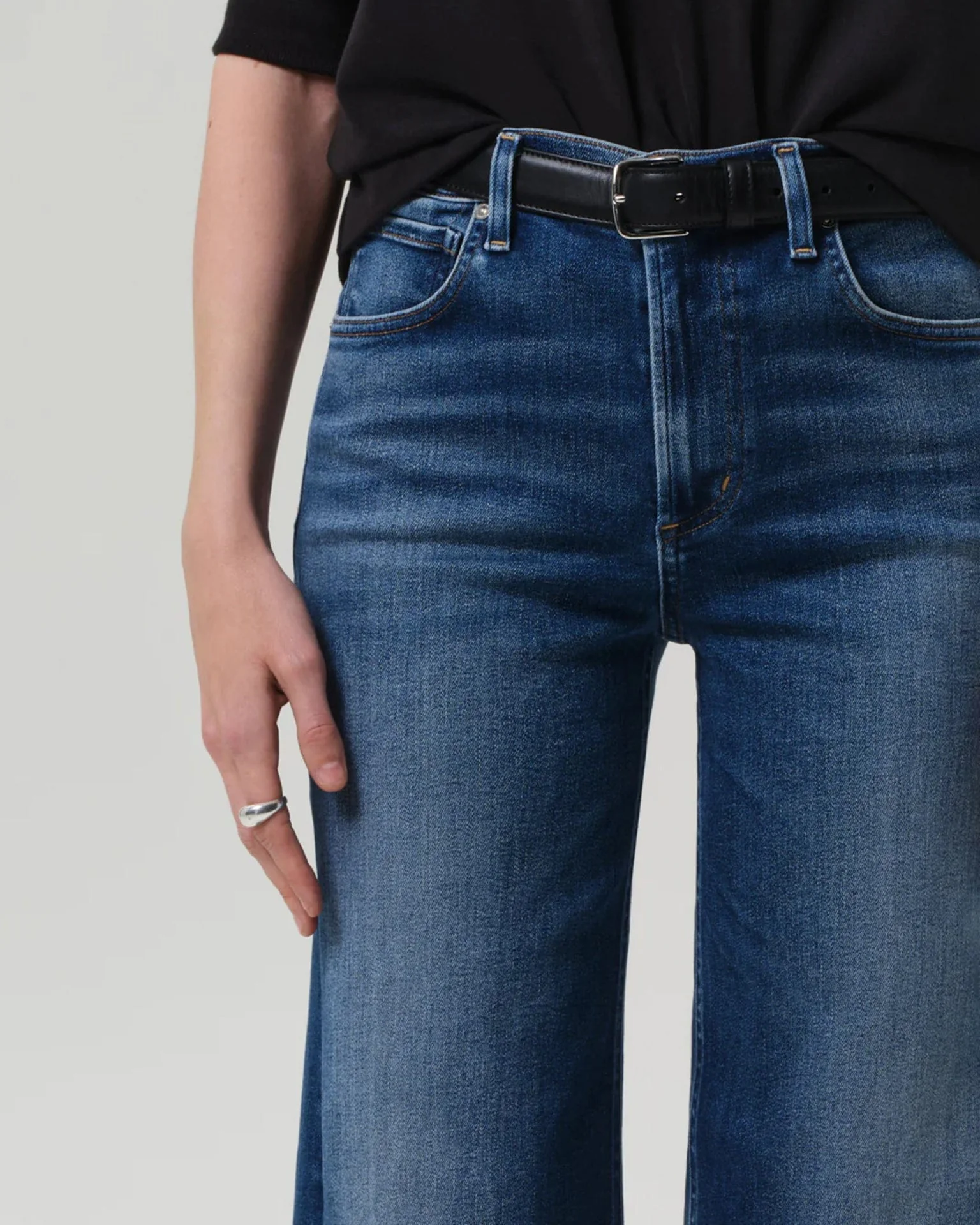 Lyra Wide Leg Crop in Augusta - Image 3