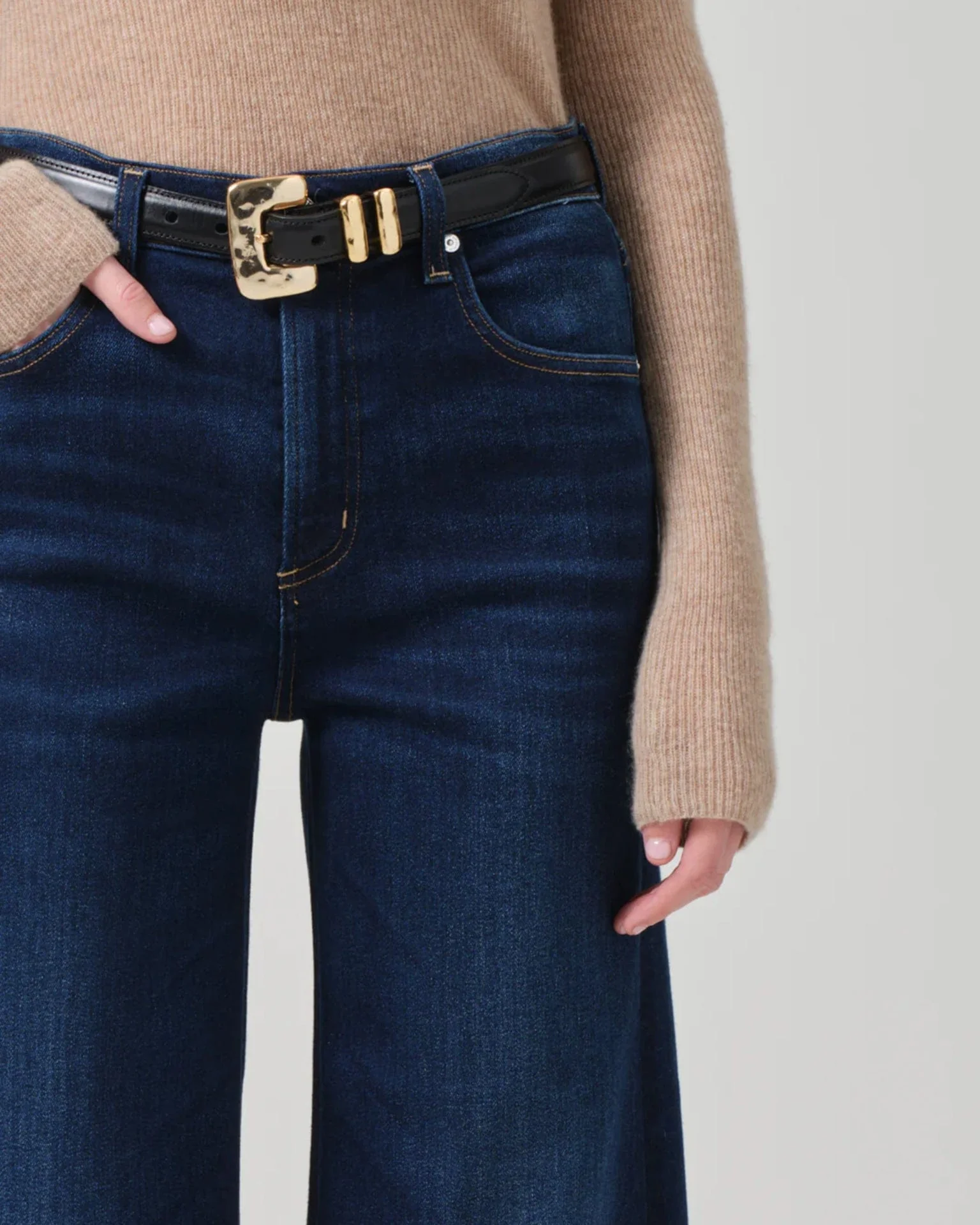 Lyra Wide Leg Crop in Lotus - Image 3