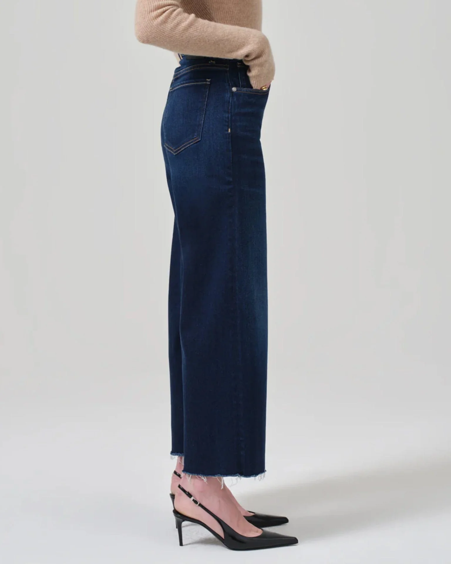 Lyra Wide Leg Crop in Lotus - Image 4
