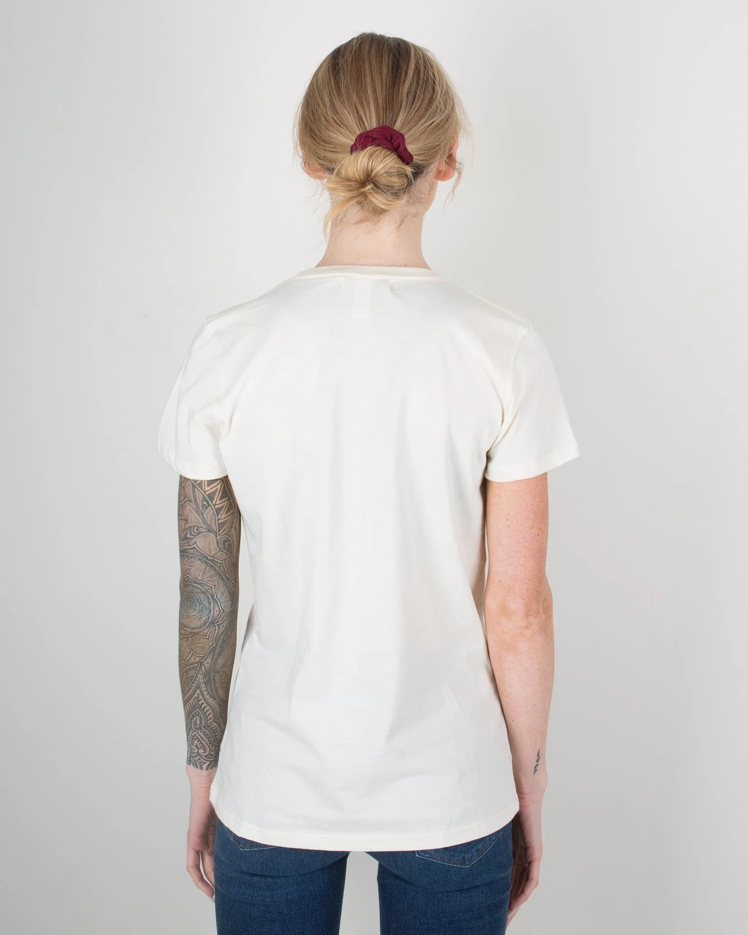 Script Maine Short Sleeve Crew In Off White - Image 3