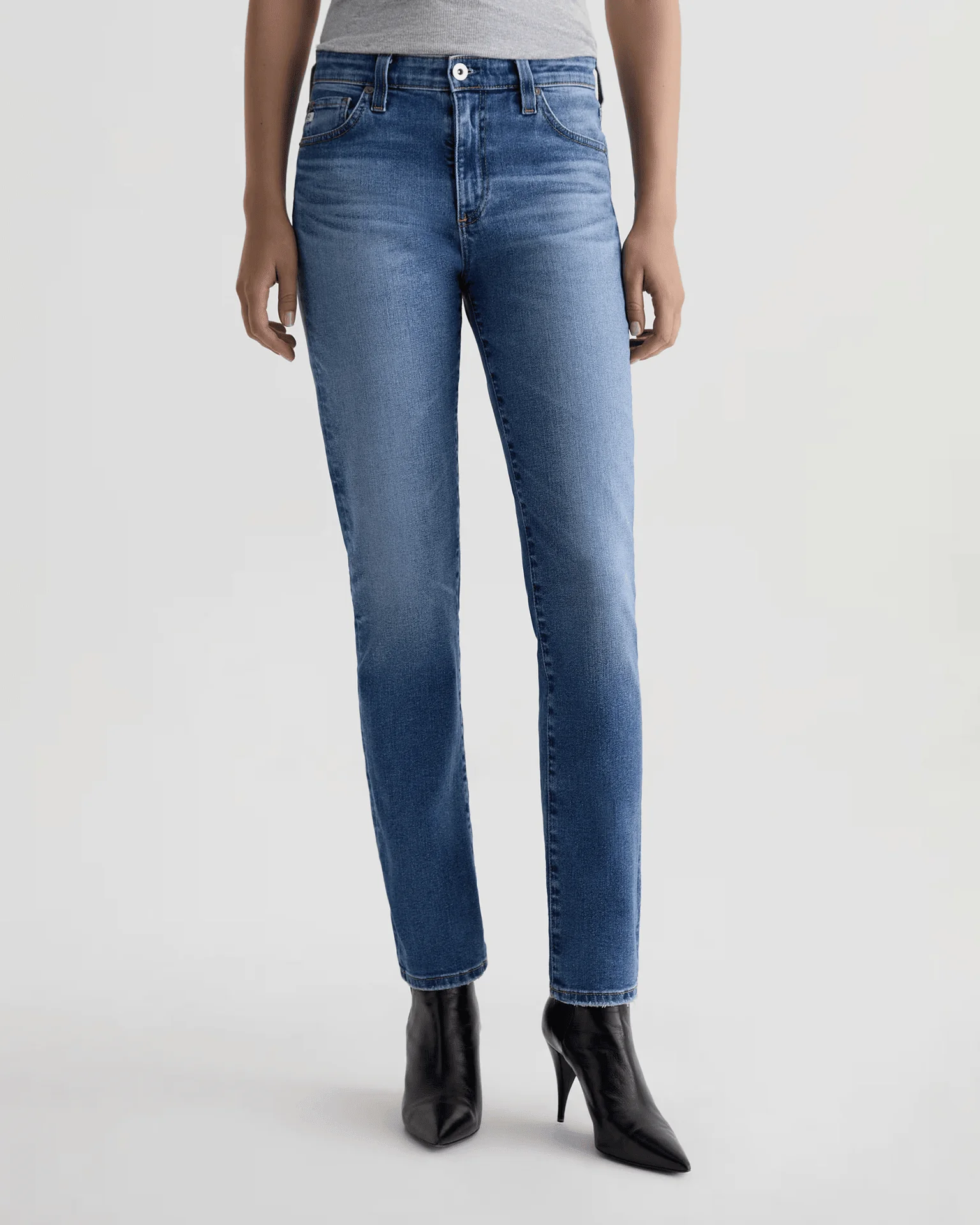 Mari Mid Rise Slim Straight in Tinseltown