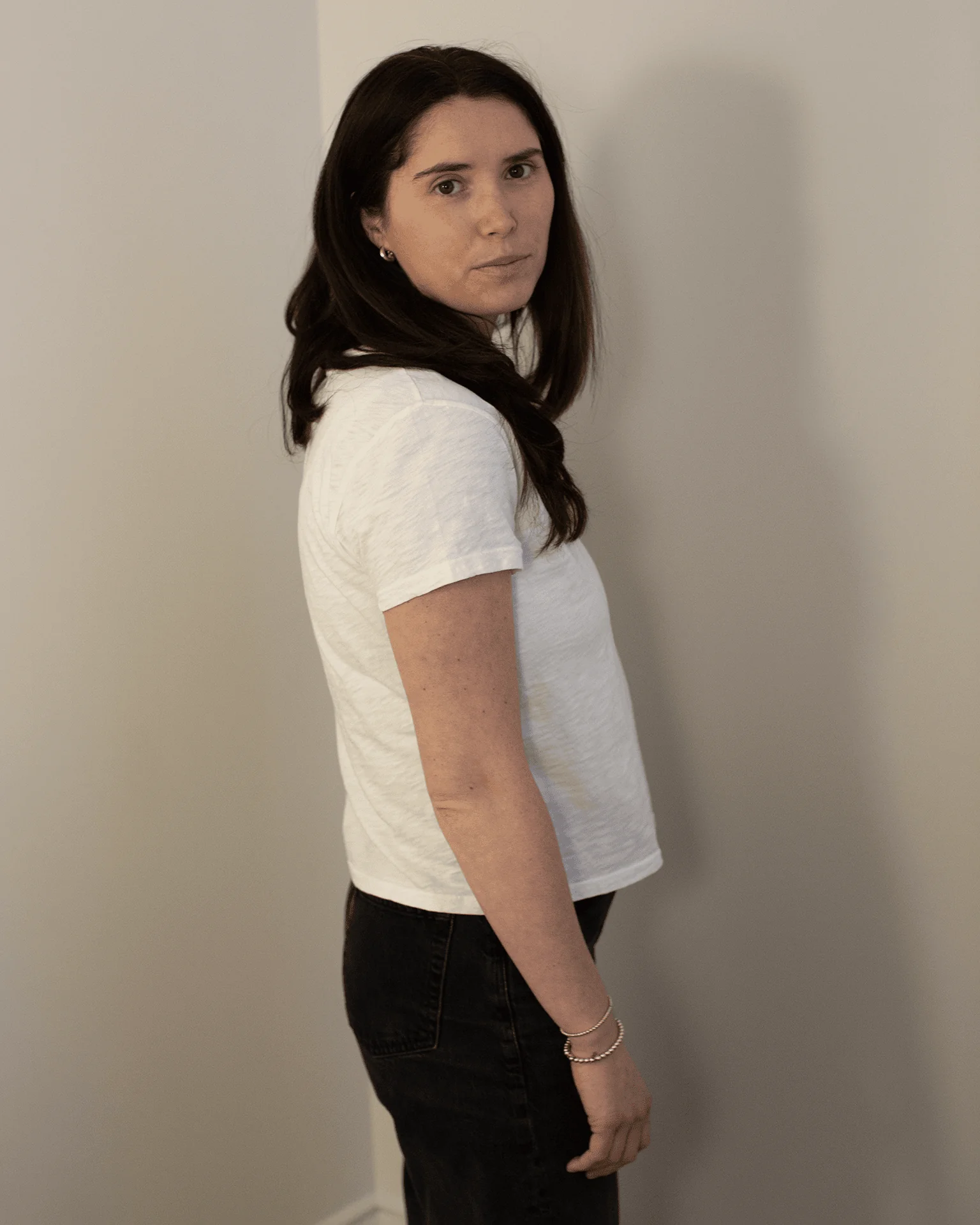 Marika Short Sleeve Crew Neck Crop Top in Coconut - Image 4
