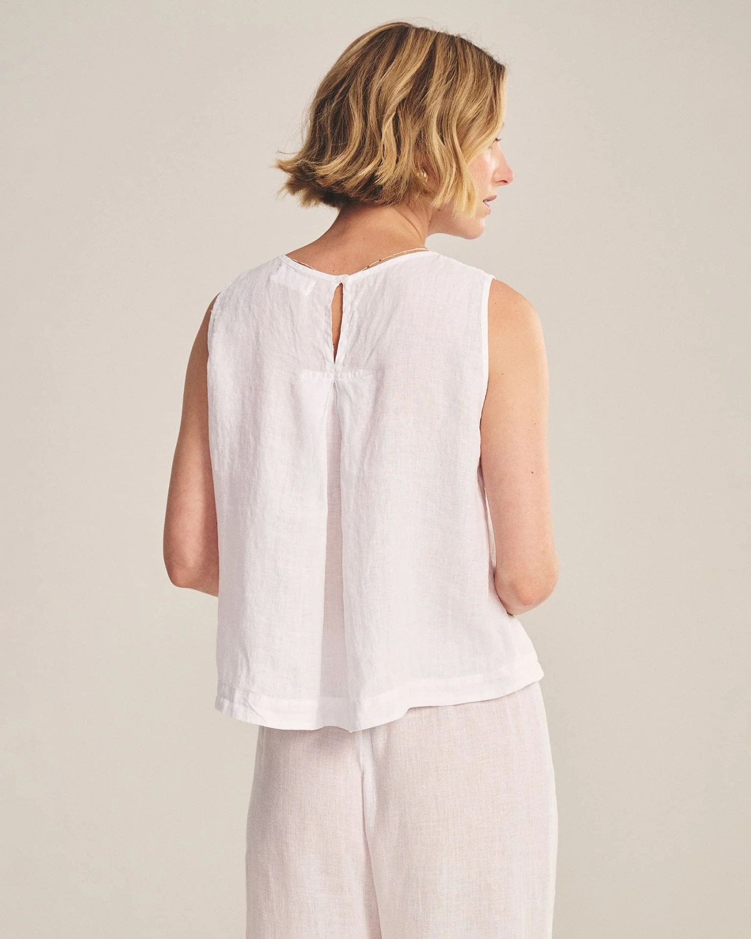 Maxine Sleeveless Top in White - Image 4