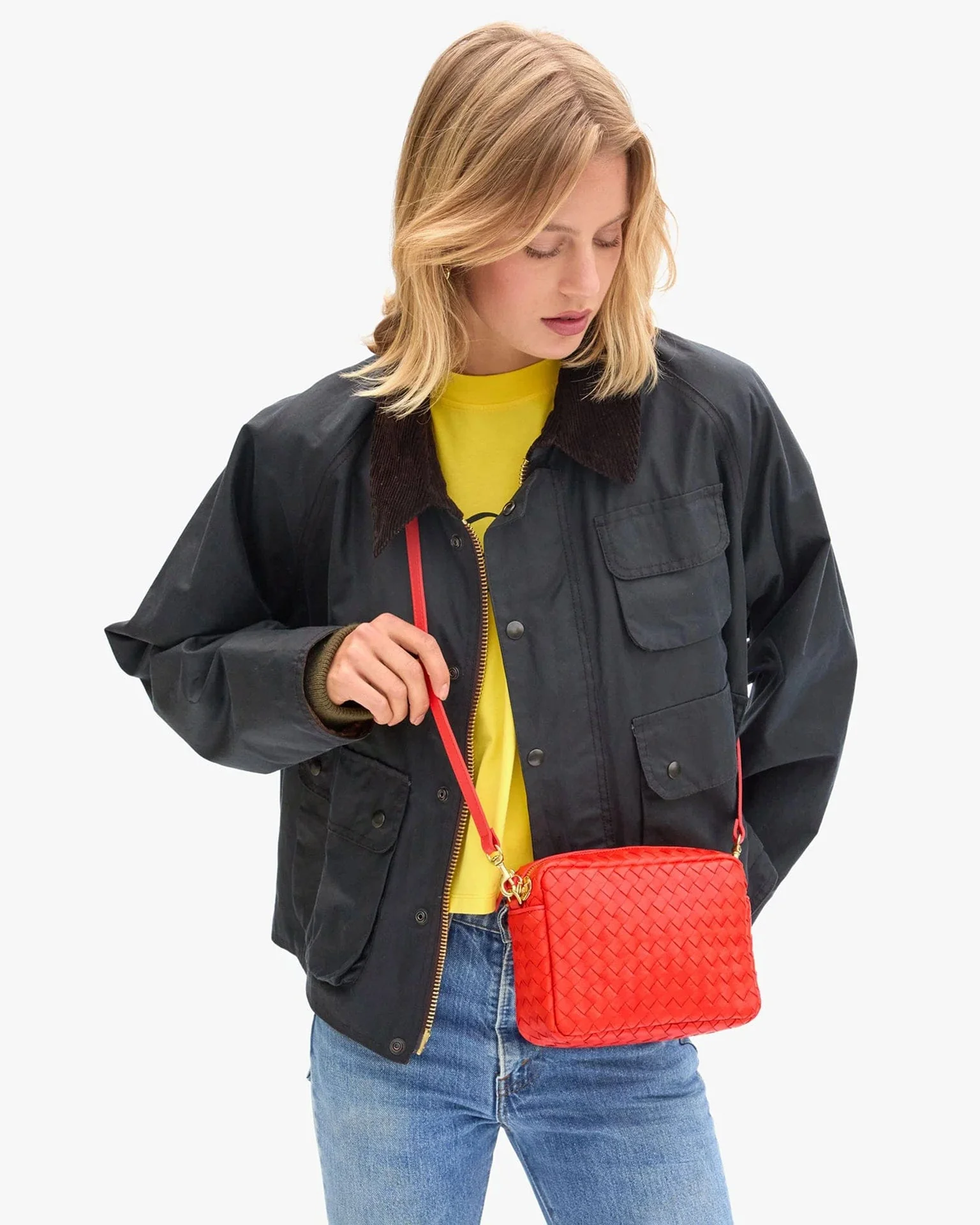 Midi Sac - Med Woven Diagonal in Bright Poppy - Image 3