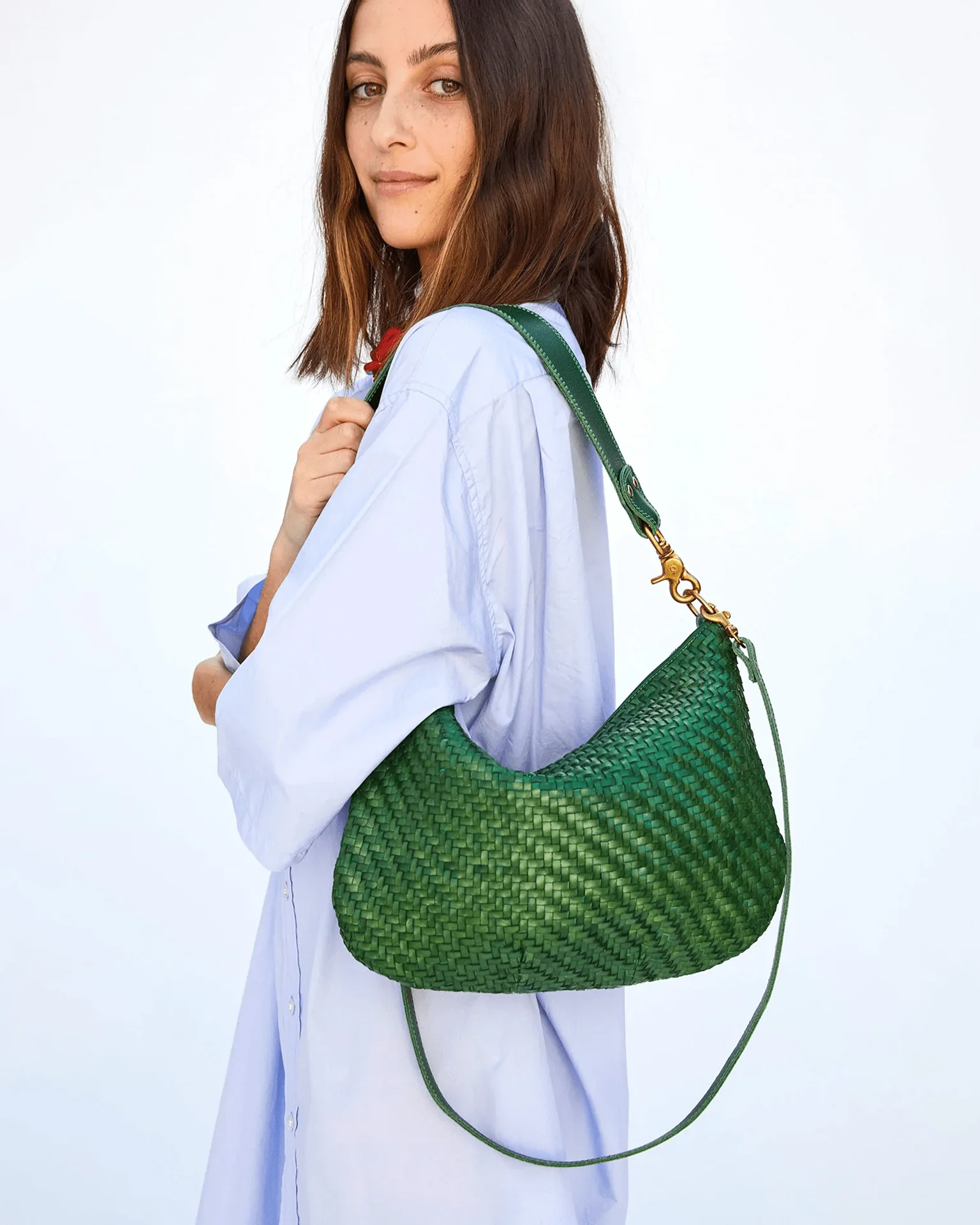 Moyen Messenger - Woven Zig-Zag in Evergreen - Image 2