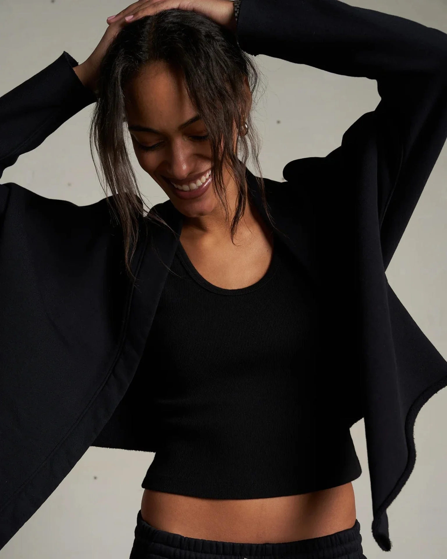 Olivia Fleece Short Cardigan in True Black - Image 2