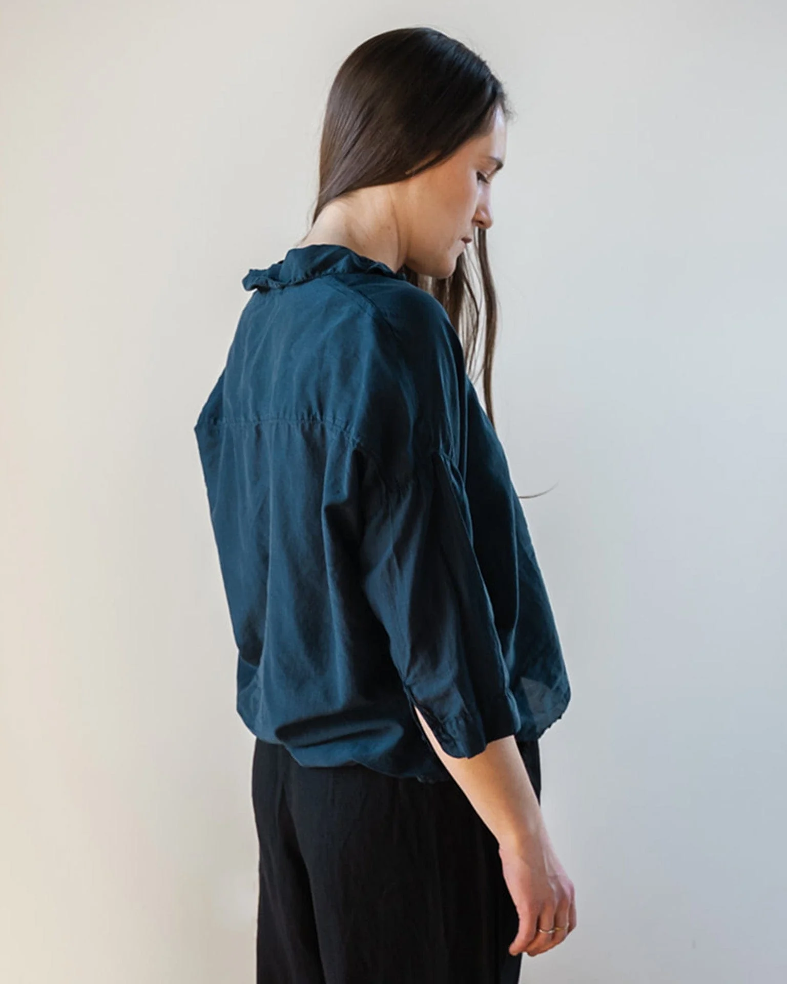 Ophelia Boxy Top in Ink Cotton Silk - Image 4