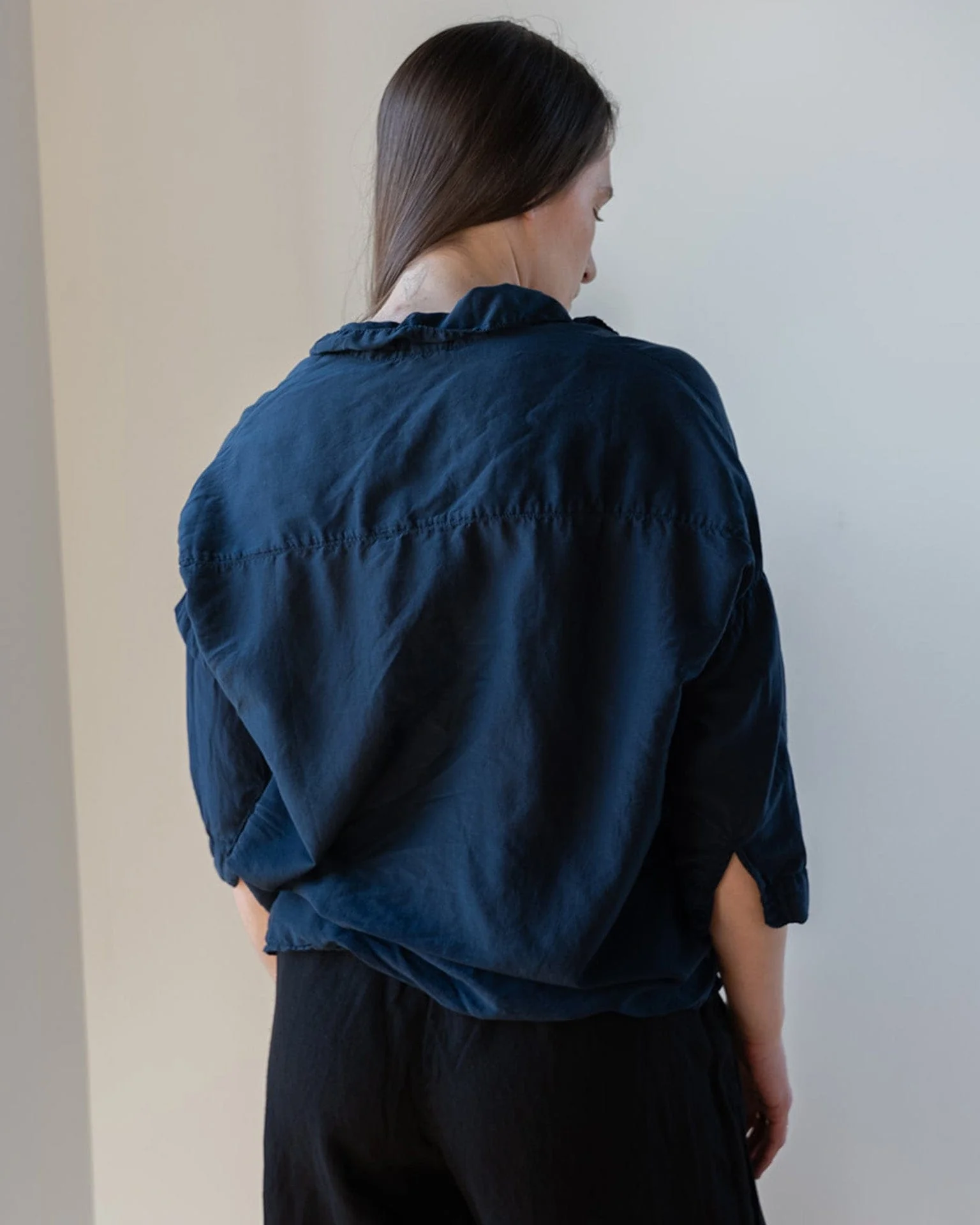 Ophelia Boxy Top in Ink Cotton Silk - Image 5