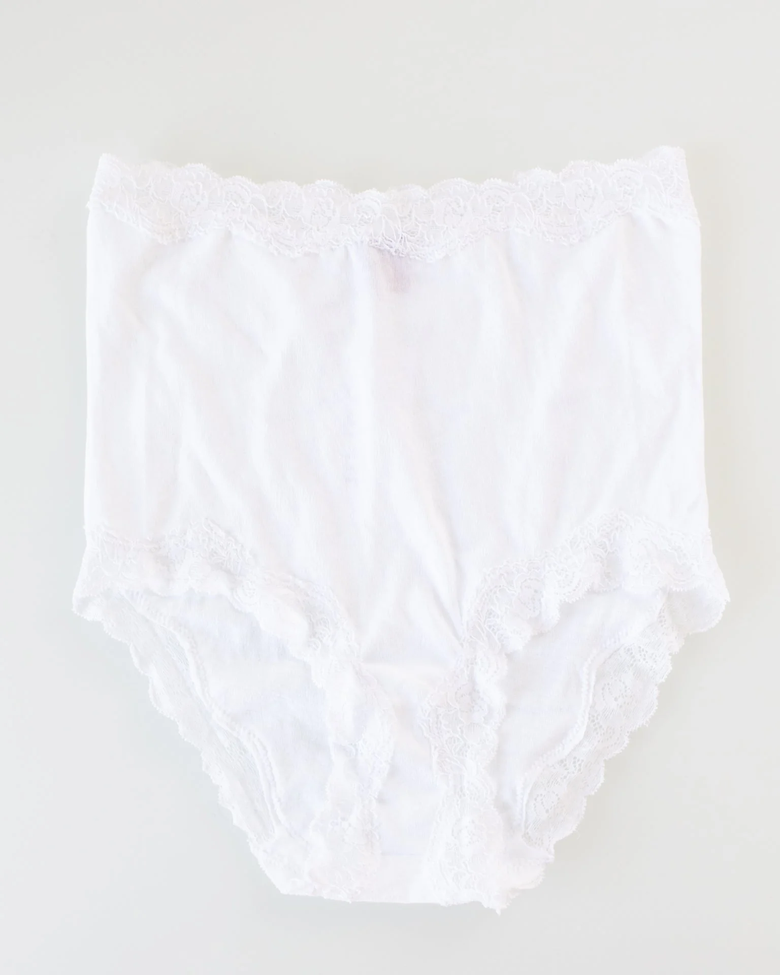 Org Cttn Brief in White