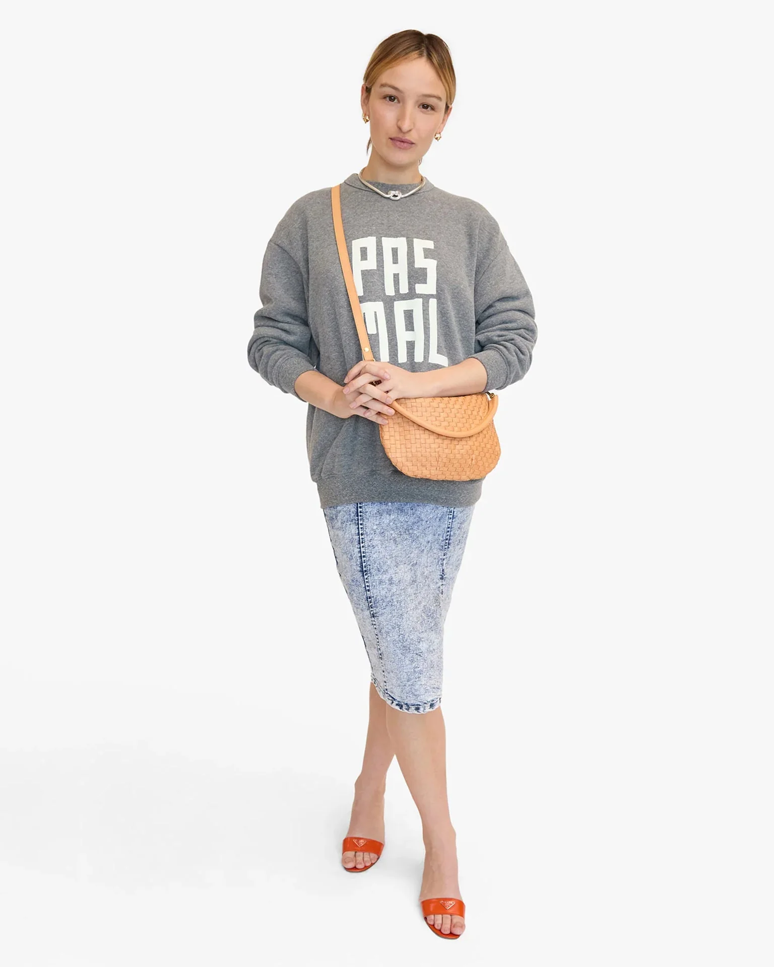 Petit Moyen Messenger in Bisque Woven Checker - Image 3