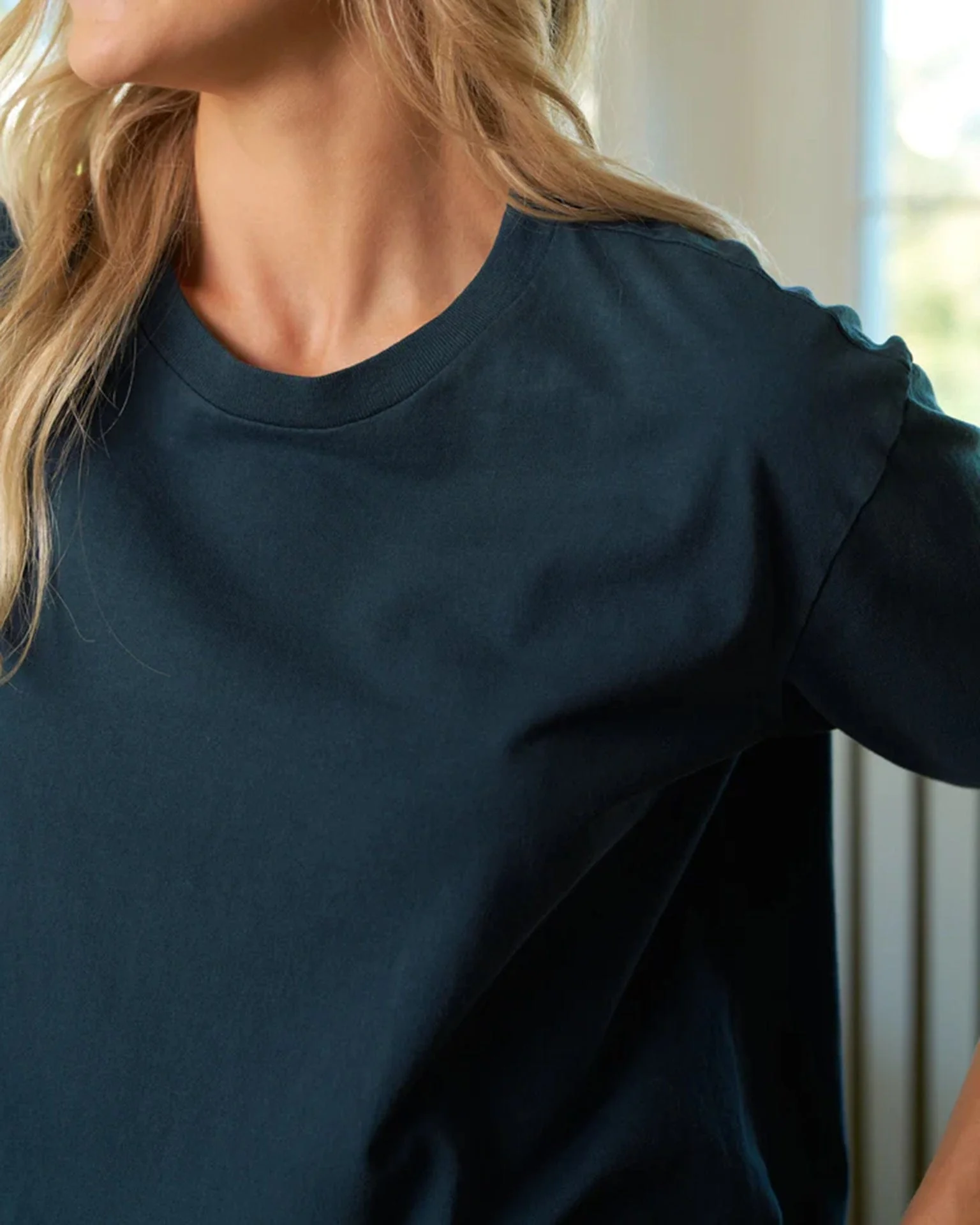 Quinn Crew LS Tee in Vintage Navy - Image 3