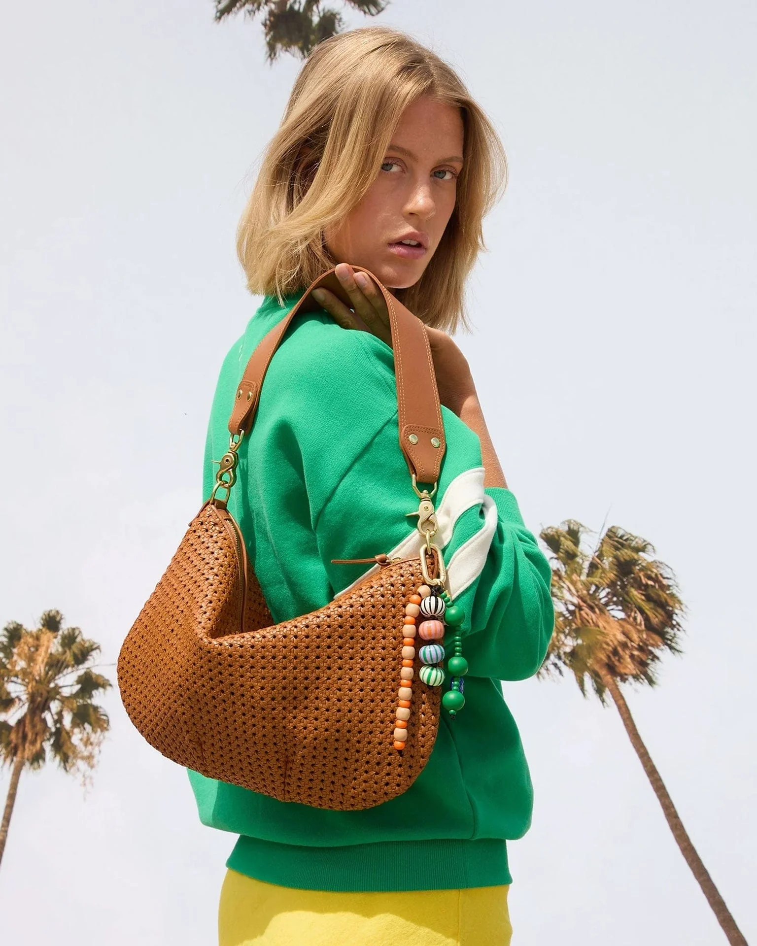 Rattan Moyen Messenger in Tan - Image 2