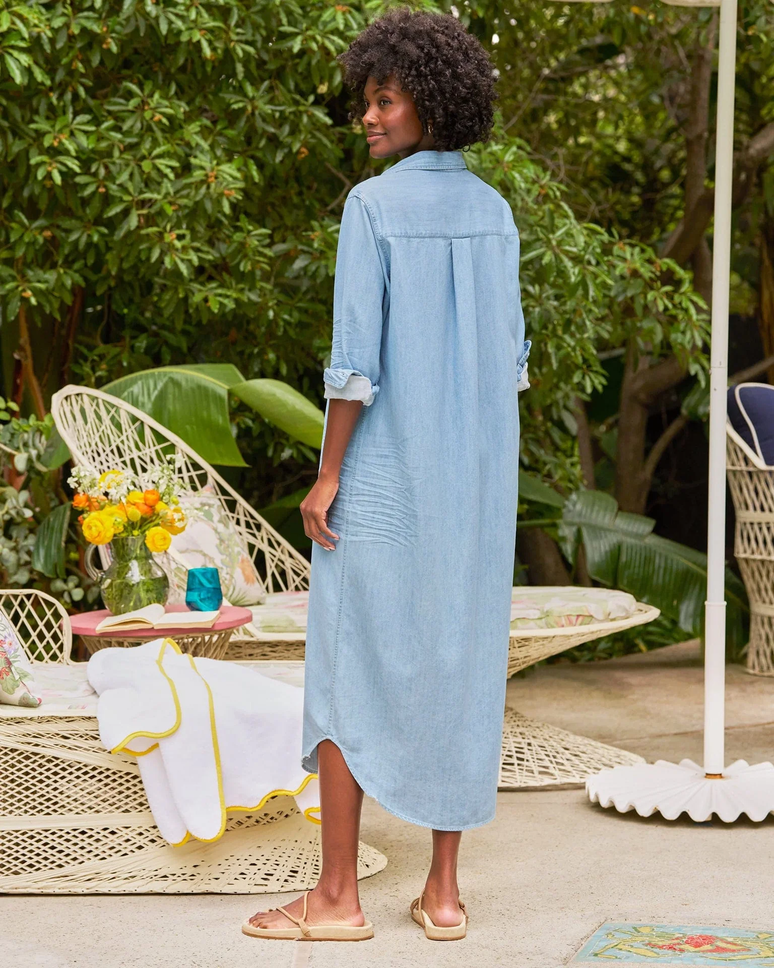Rory Maxi Shirtdress in Classic Blue Wash - Image 4