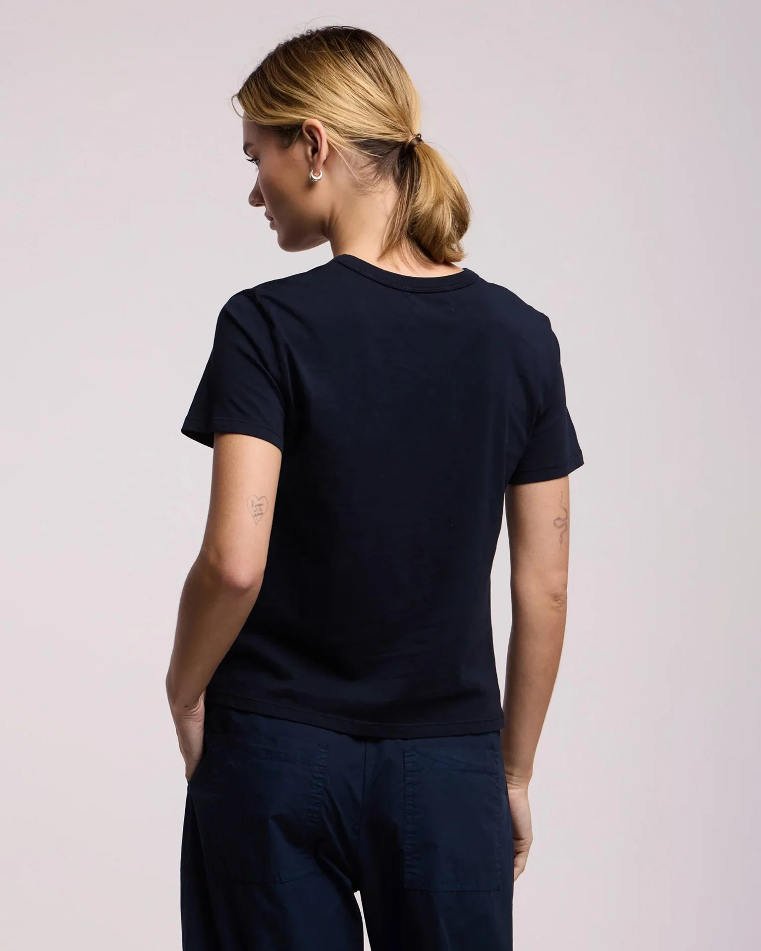 Ryland Short Sleeve Crew Neck Top In Navy - Image 3