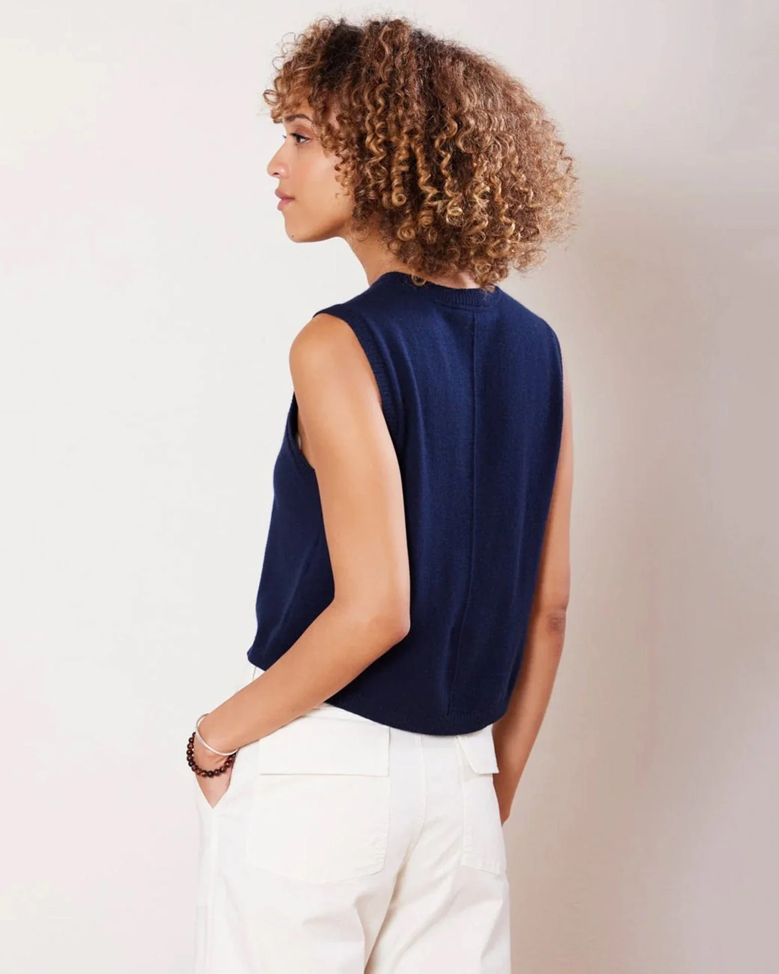Sage Cashmere Tank in Navy - Image 4