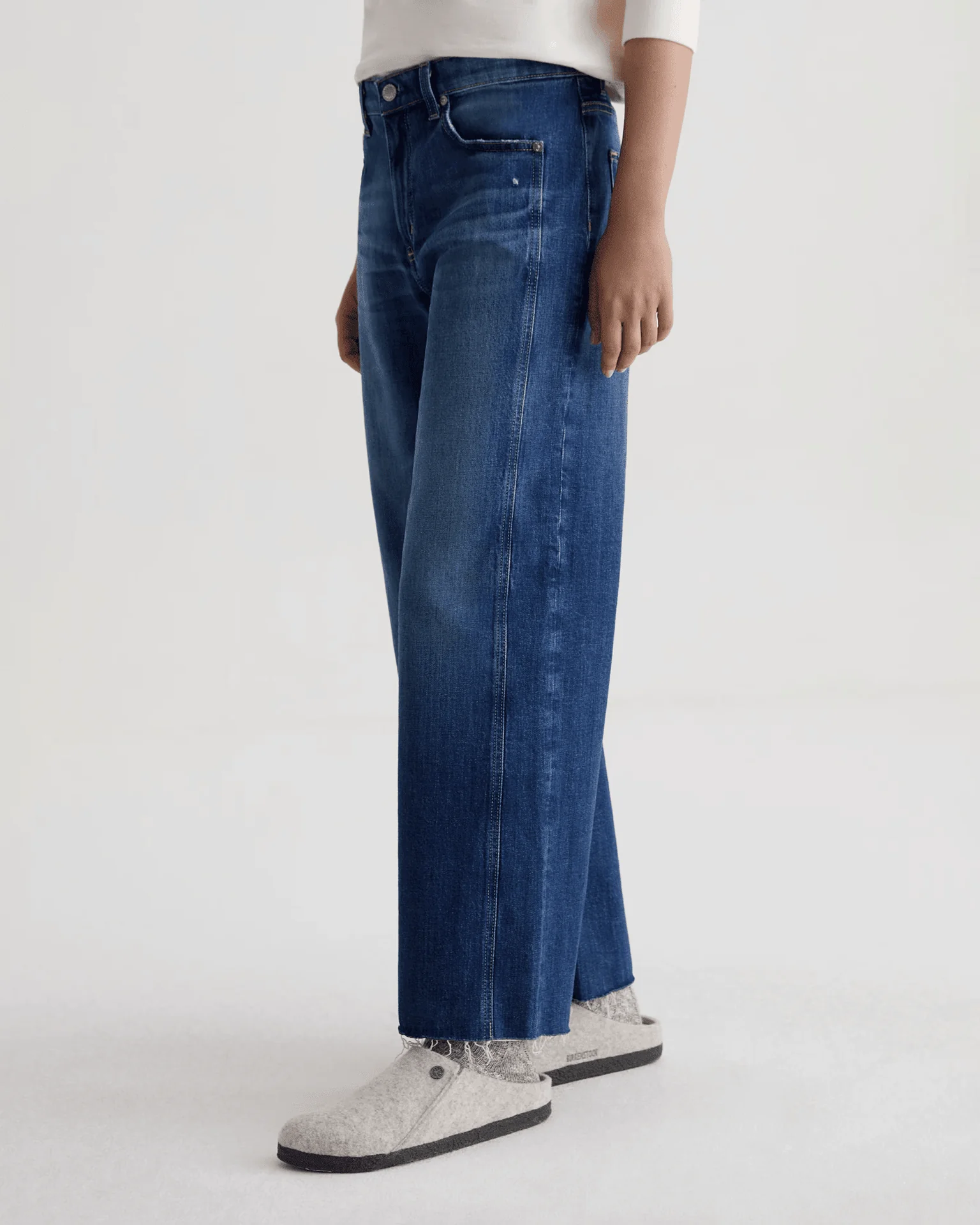 Saige Wide Leg Crop in Watermist - Image 4