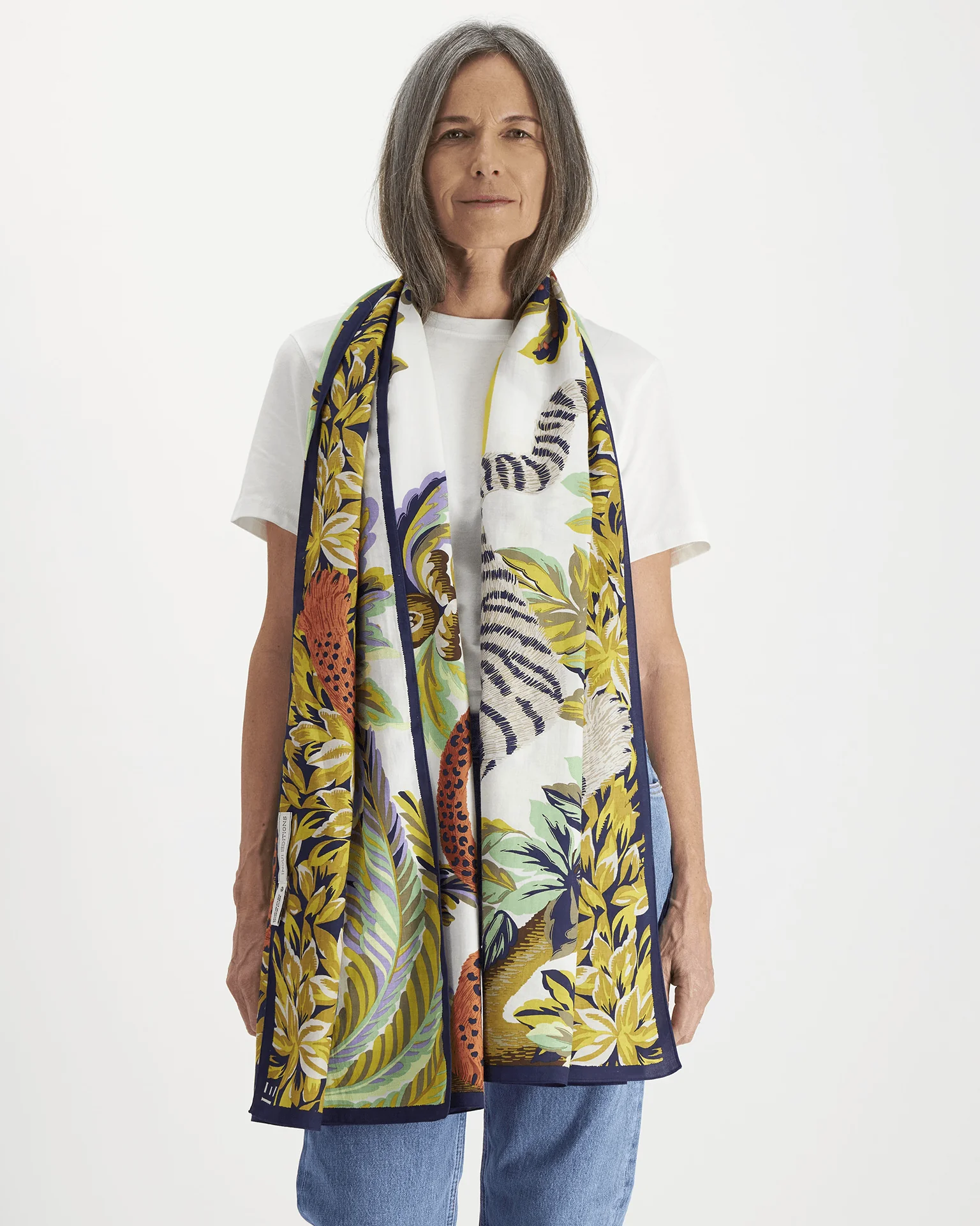 Scarf 100 Chatou in white