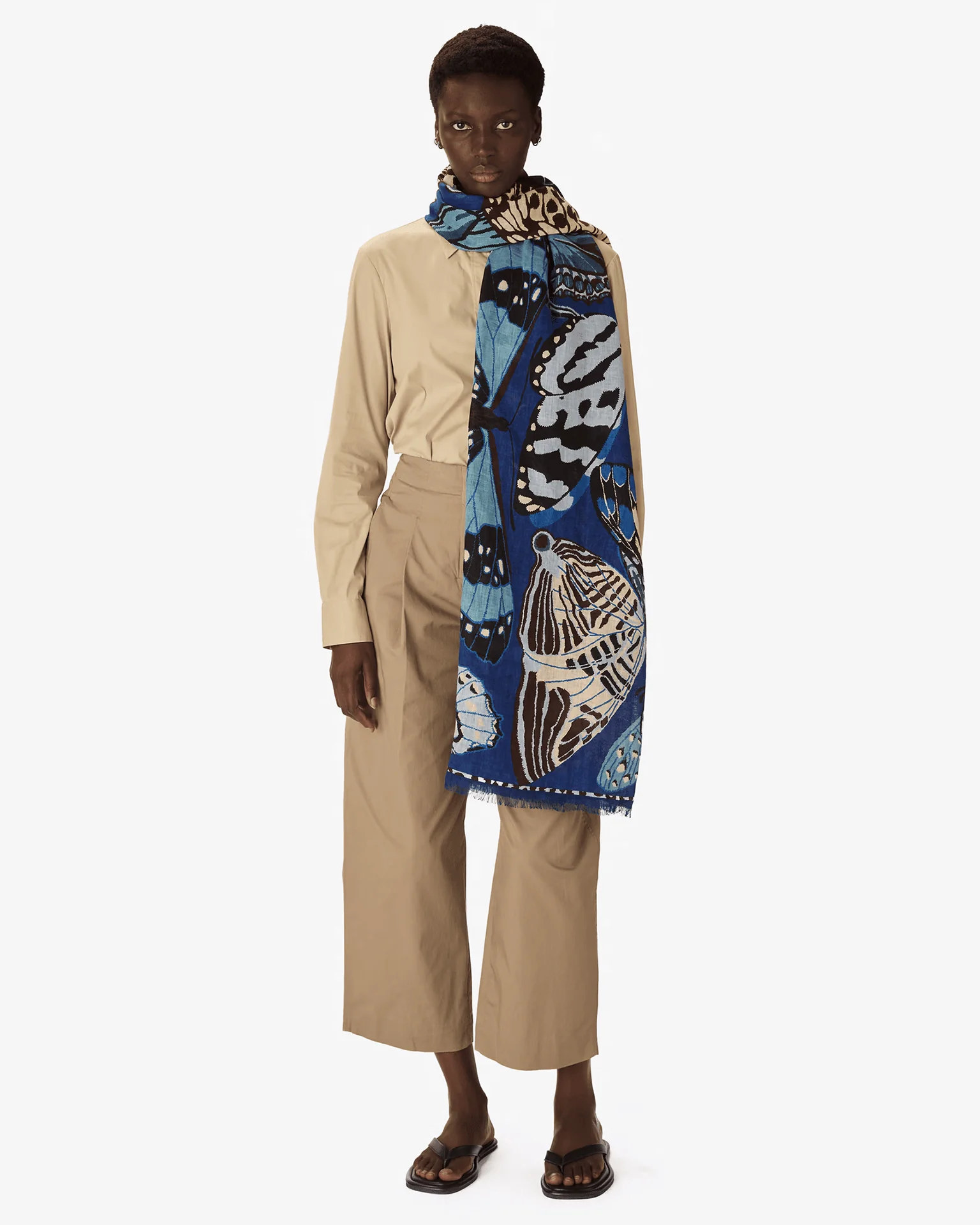 Scarf / Etole 100 Papillons in in Navy