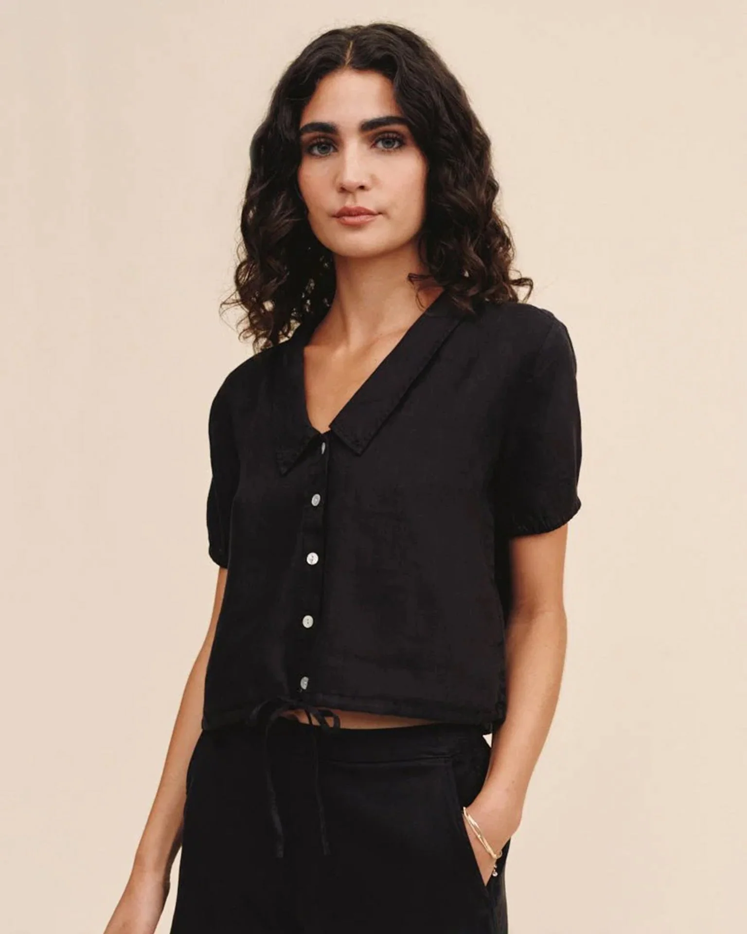 Short Sleeve Puritan Collar Shirt in Black - Image 2