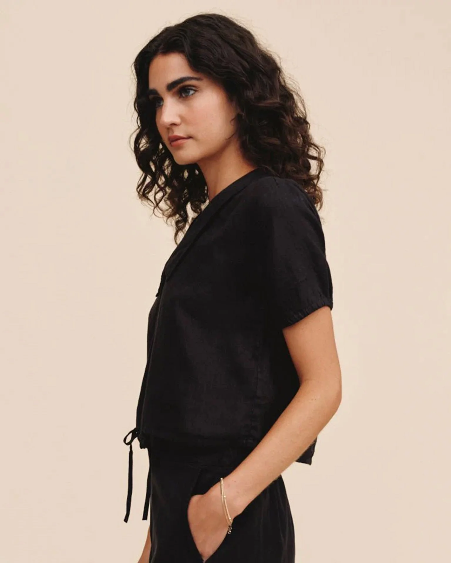 Short Sleeve Puritan Collar Shirt in Black - Image 3