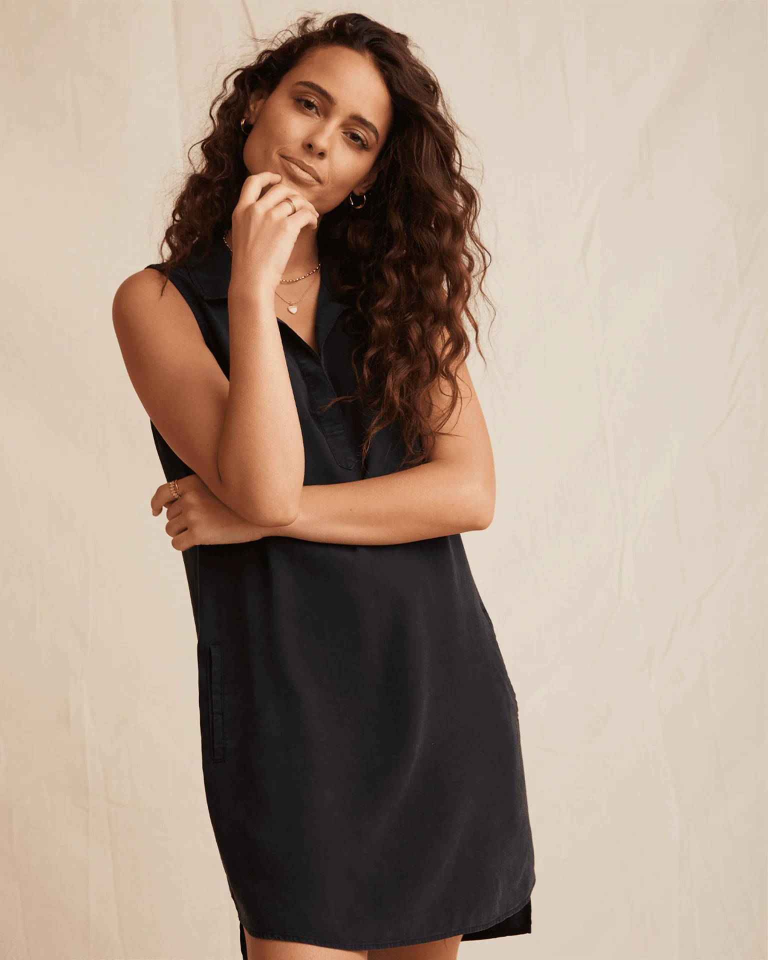 Sleeveless A-Line Dress in Vintage Black - Image 2