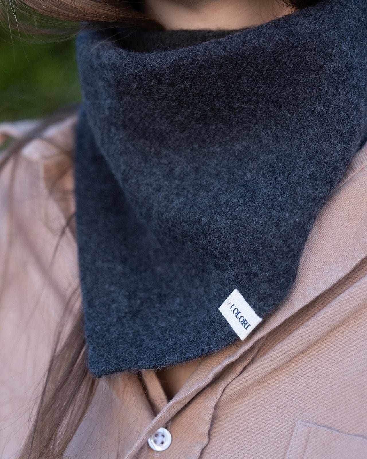 Small Triangle Bandana in Carbon - Image 2