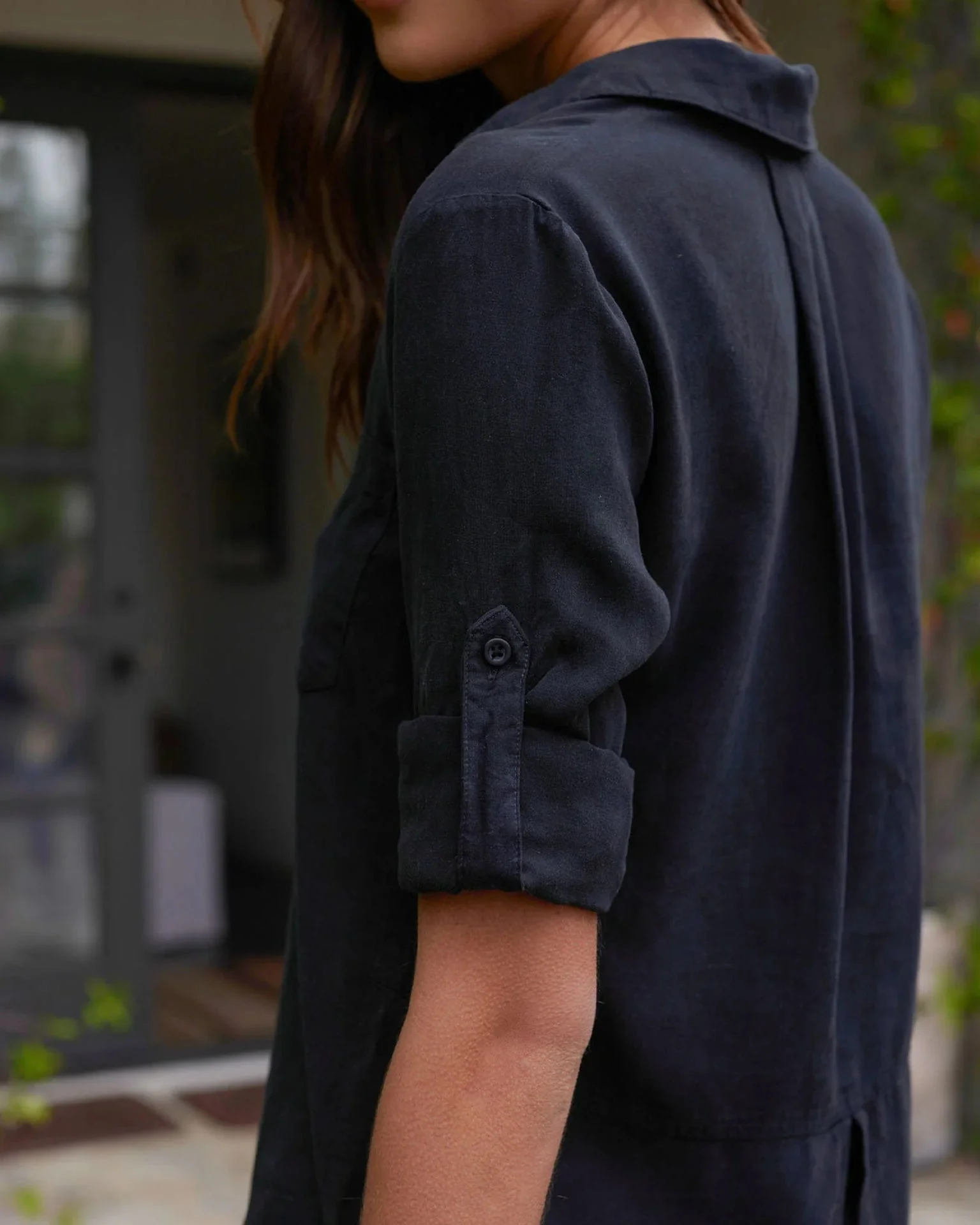 Split Back Button Down in Vintage Black - Image 3