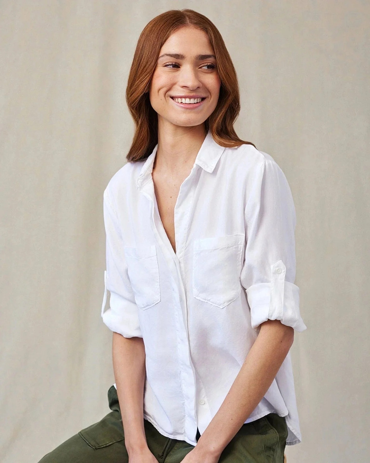 Split Back Button Down in White - Image 3