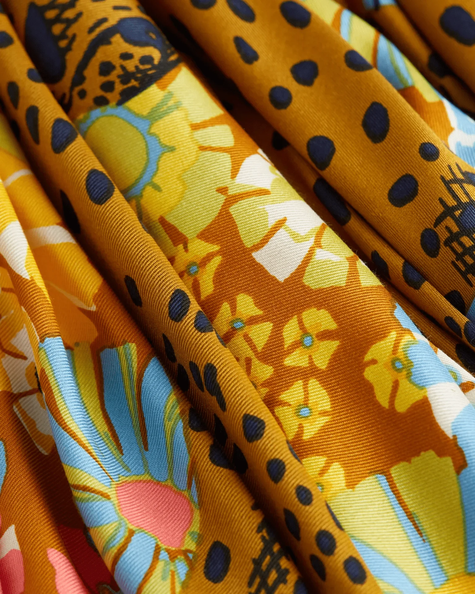 Square 130 Pampa in Caramel - Image 4