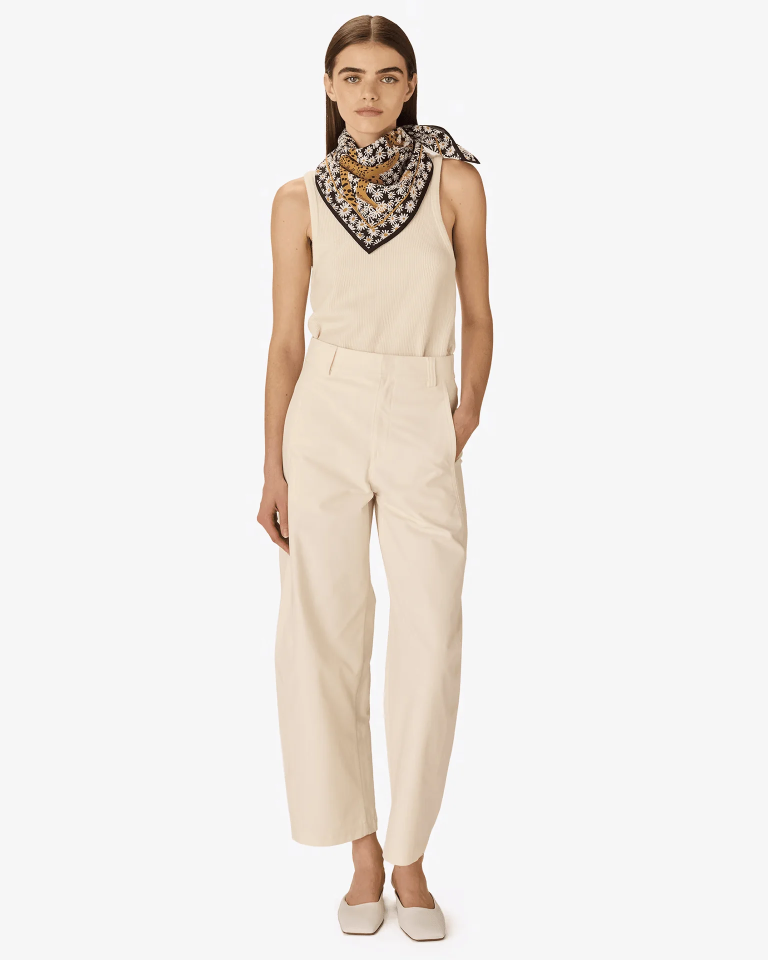 Square / Carre 65 Pampa Scarf in Black - Image 6